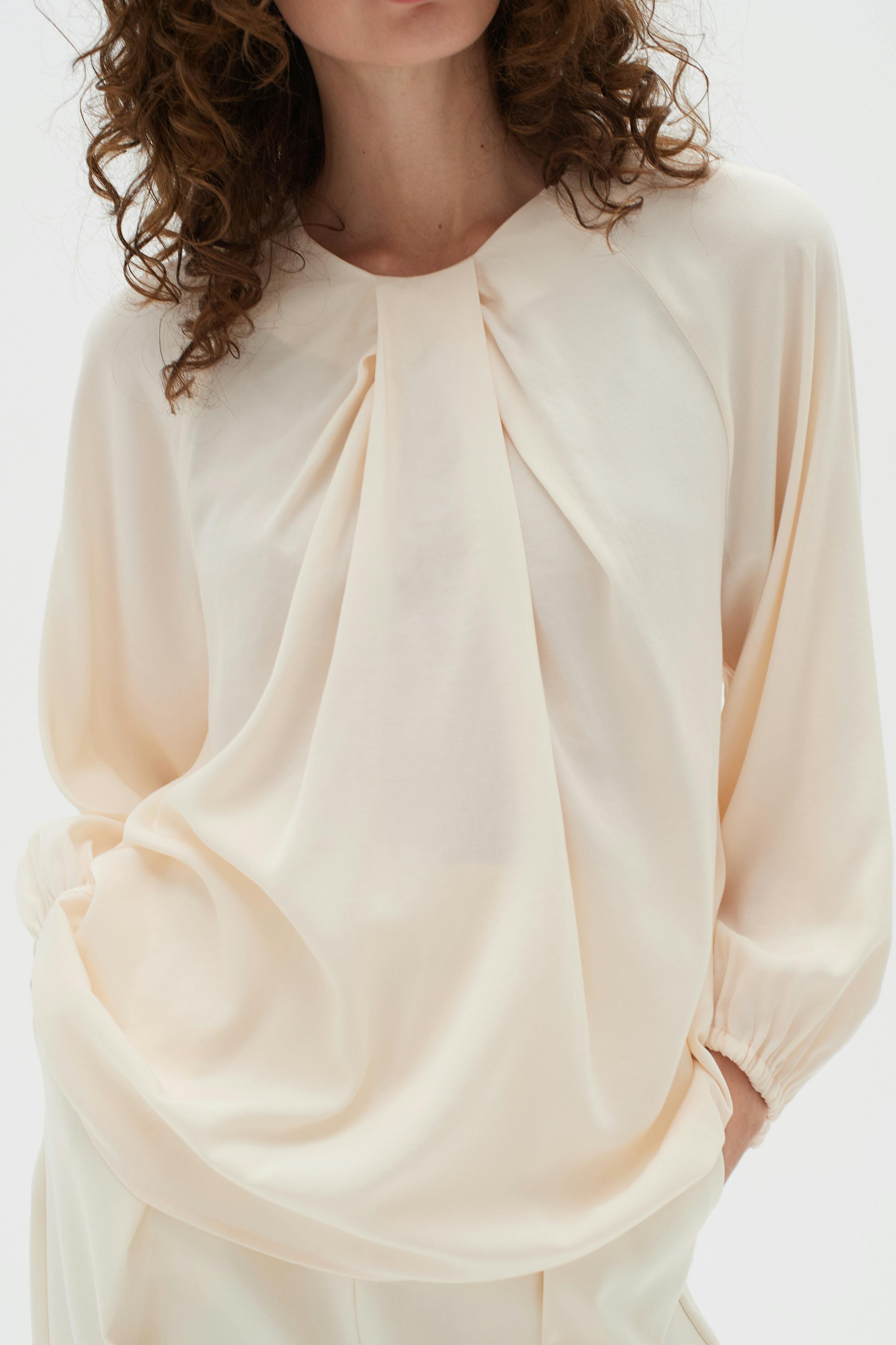 NixieIW Blouse LOOKBOOK DETAIL 30108676-110701