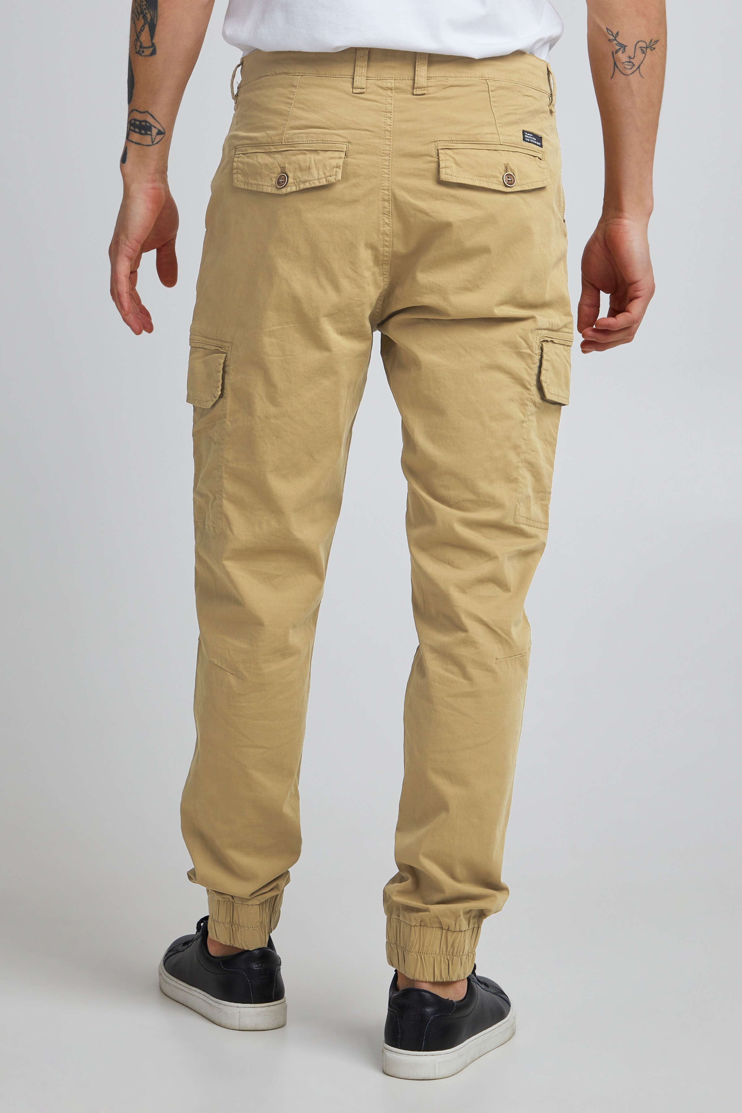 Casual Hose LOOKBOOK BACK 20710465-75107