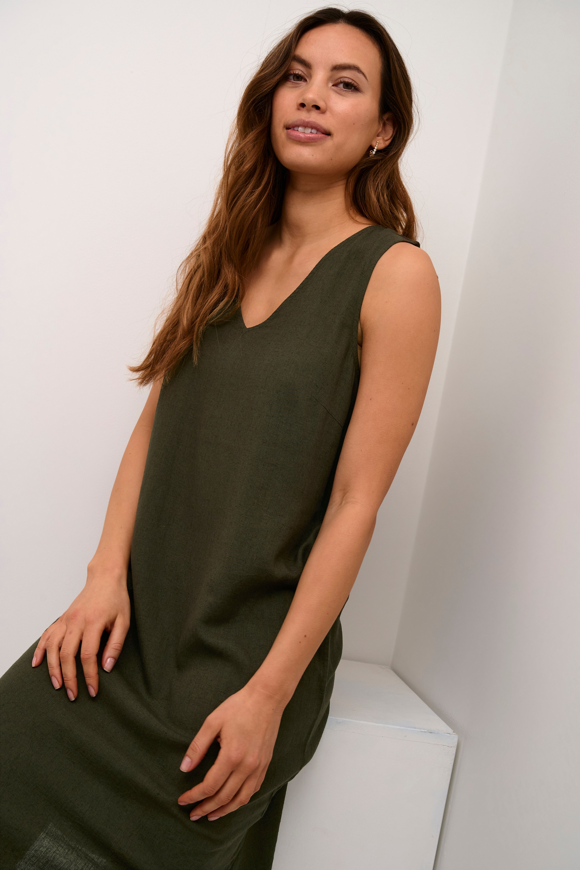 KAmilla Lin Kjole LOOKBOOK DETAIL 10508835-190414