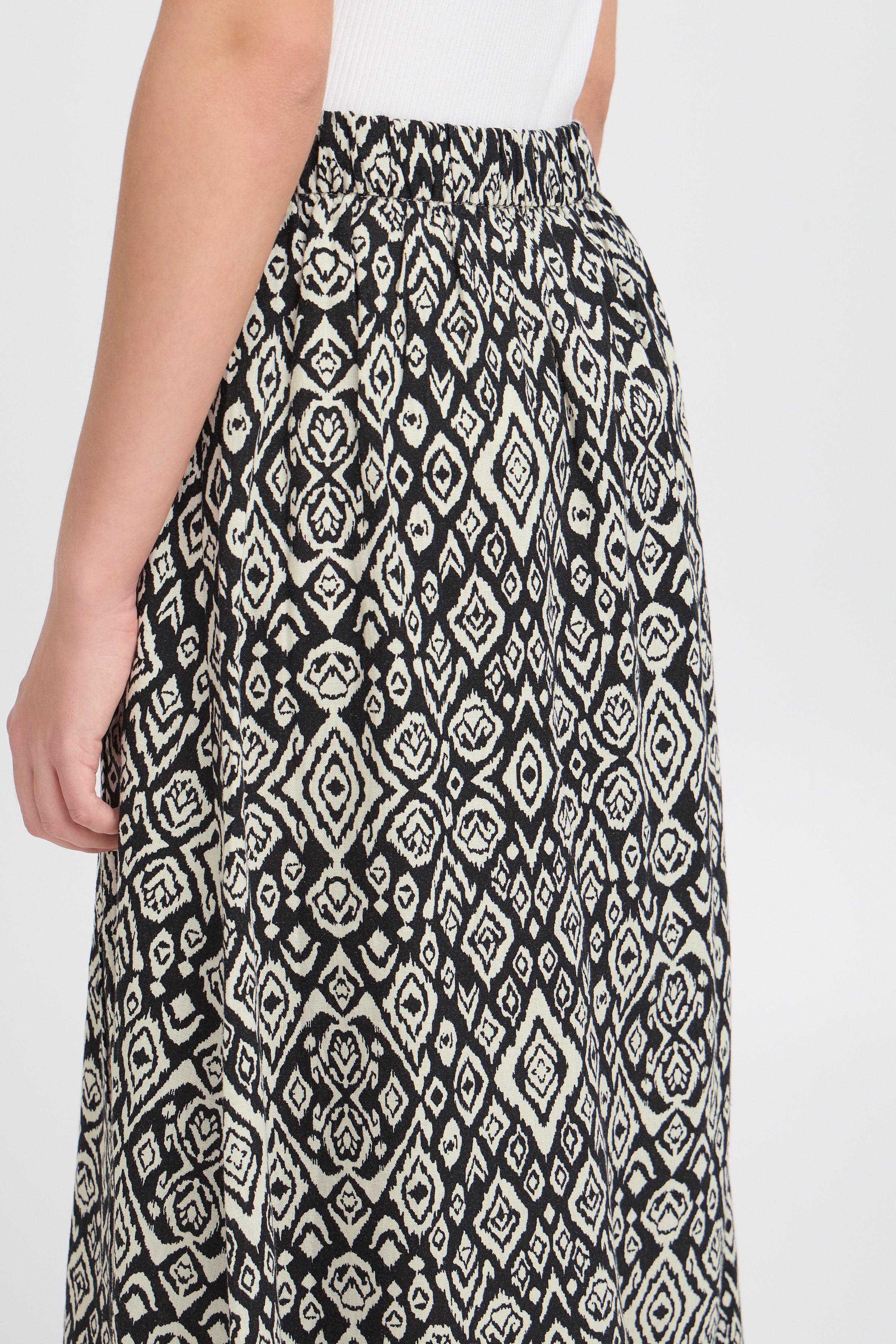 Skjørt LOOKBOOK DETAIL 20122915-204432