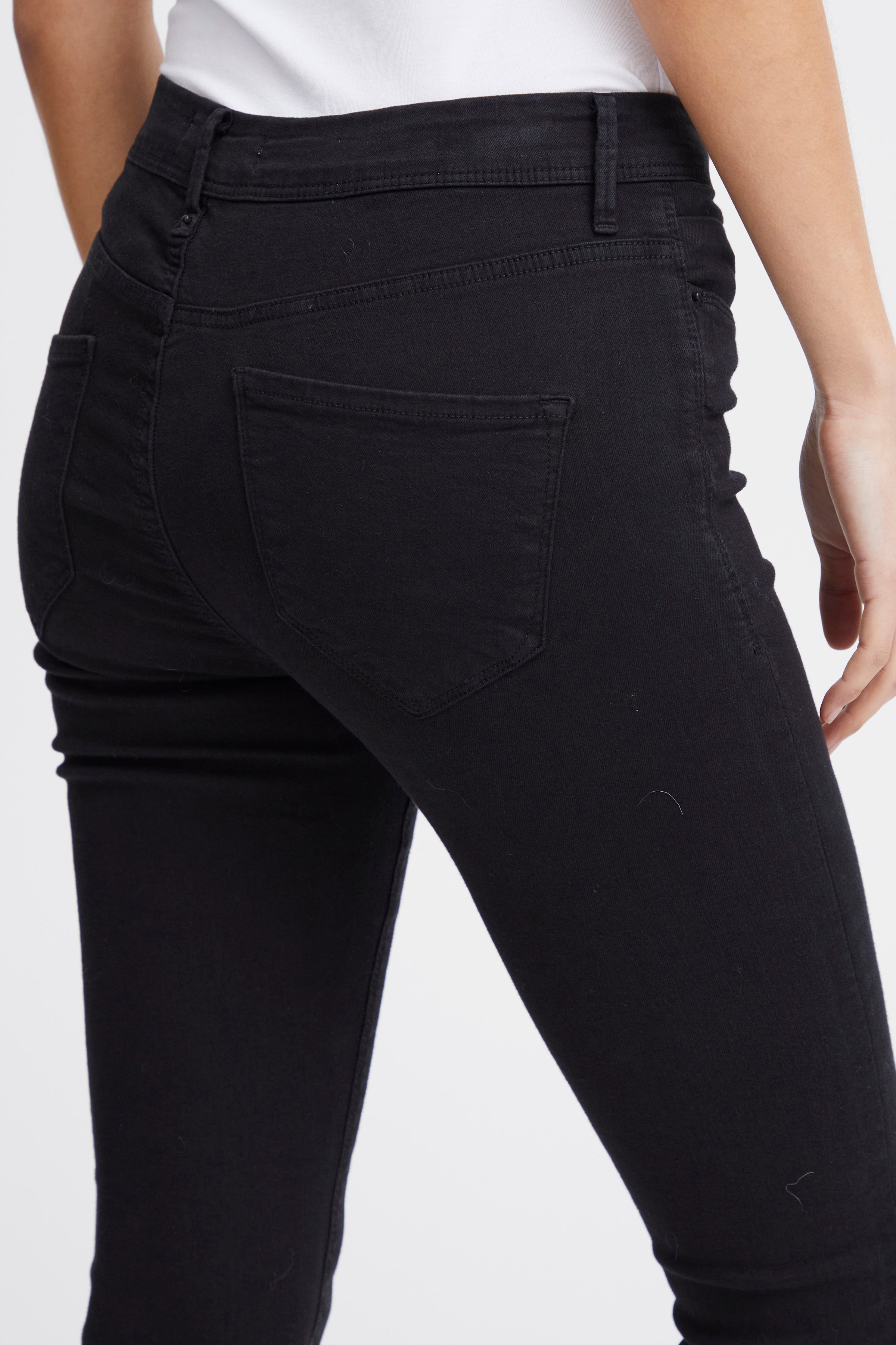 IHERIN Jeans LOOKBOOK DETAIL 102768-10001