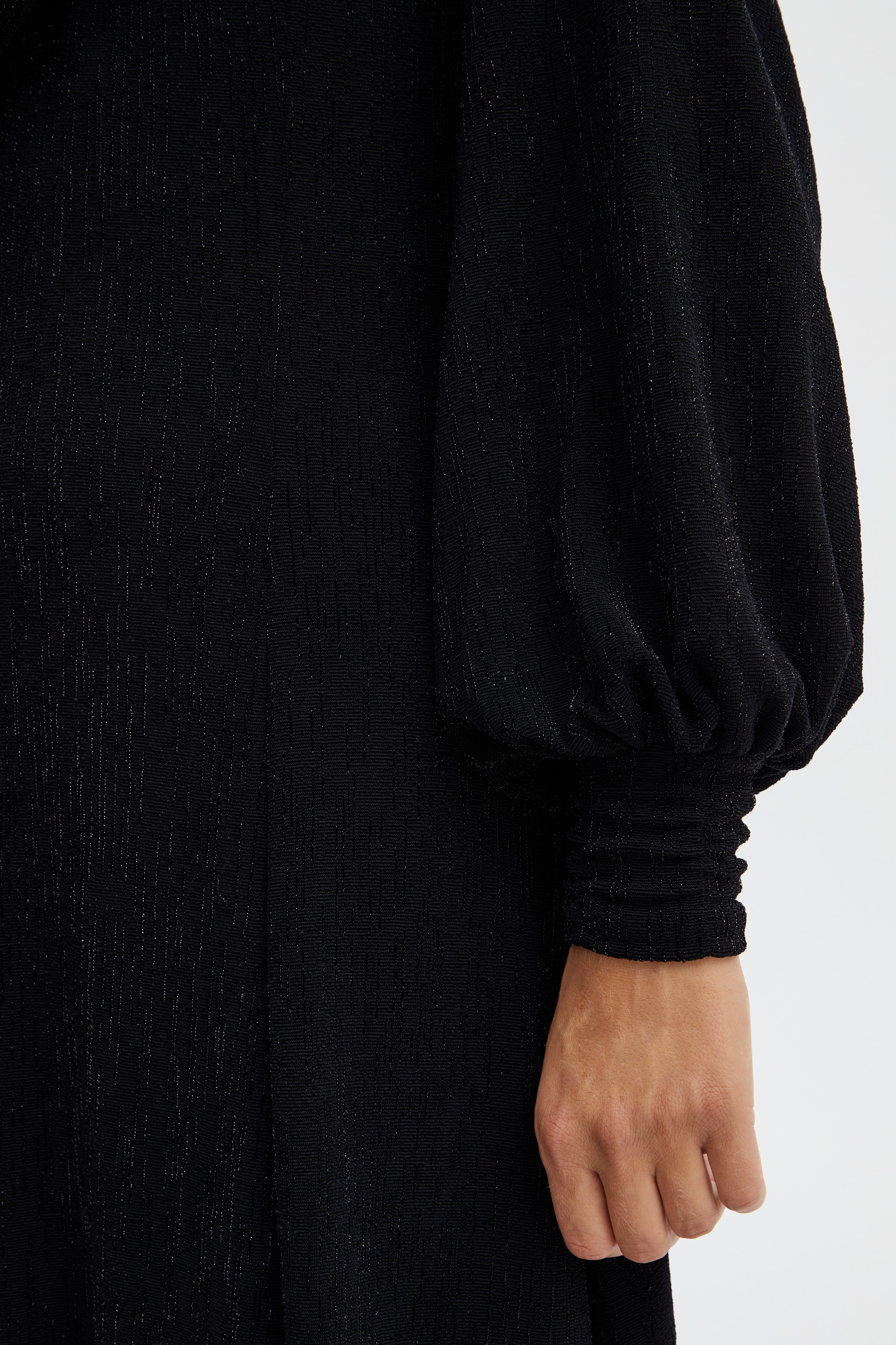 FRLOVA Kjole LOOKBOOK DETAIL 20611527-200115
