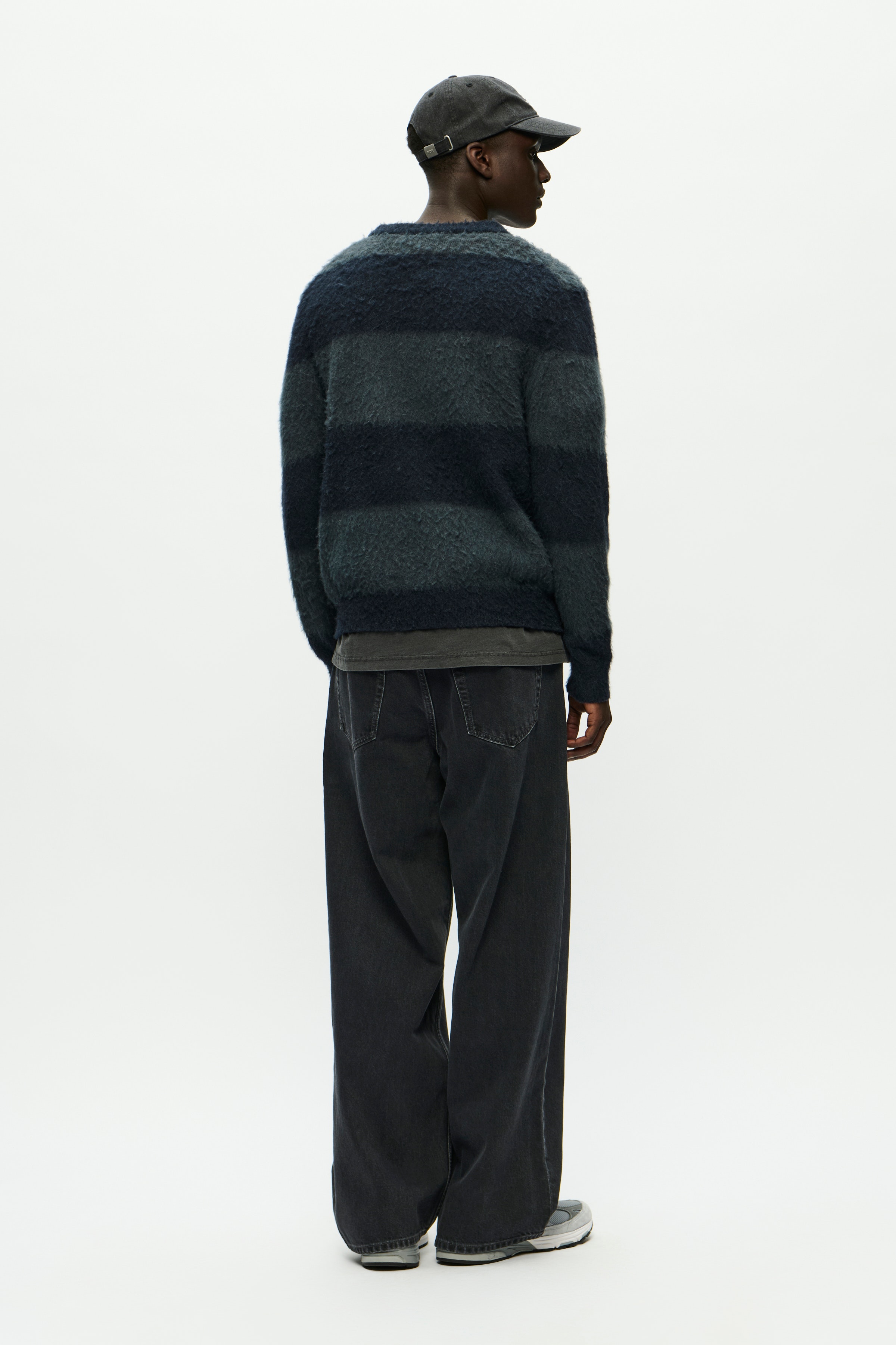 WWLevi Pullover LOOKBOOK BACK 30251851-304080
