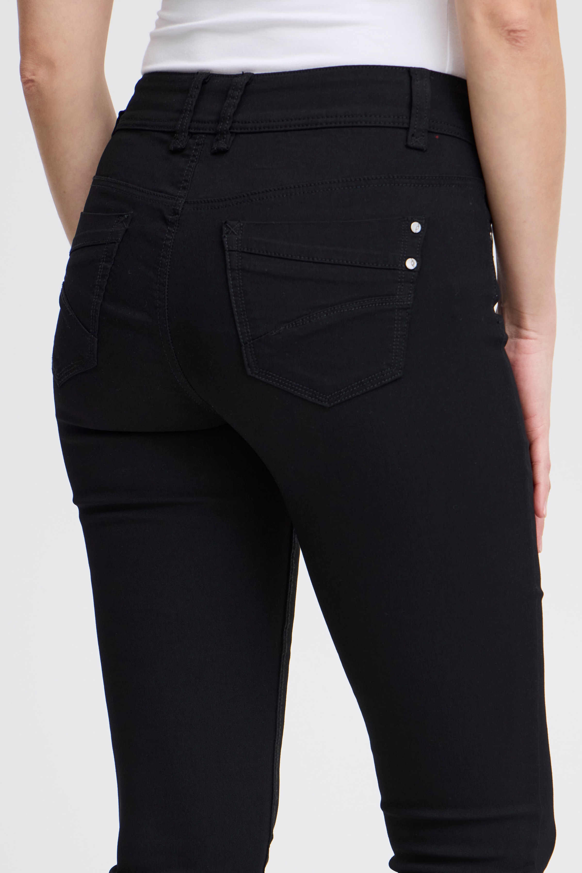 ZALINFR PANTS CASUAL LOOKBOOK DETAIL 601748-60096