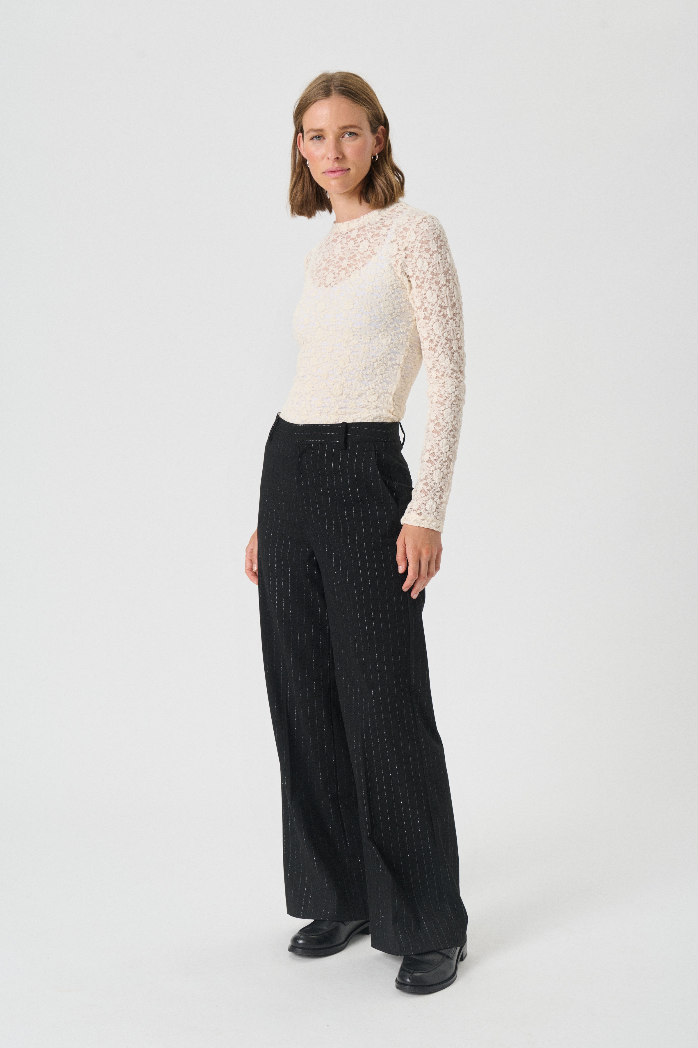 VanillaPW Bukser LOOKBOOK FRONT 30310137-304528
