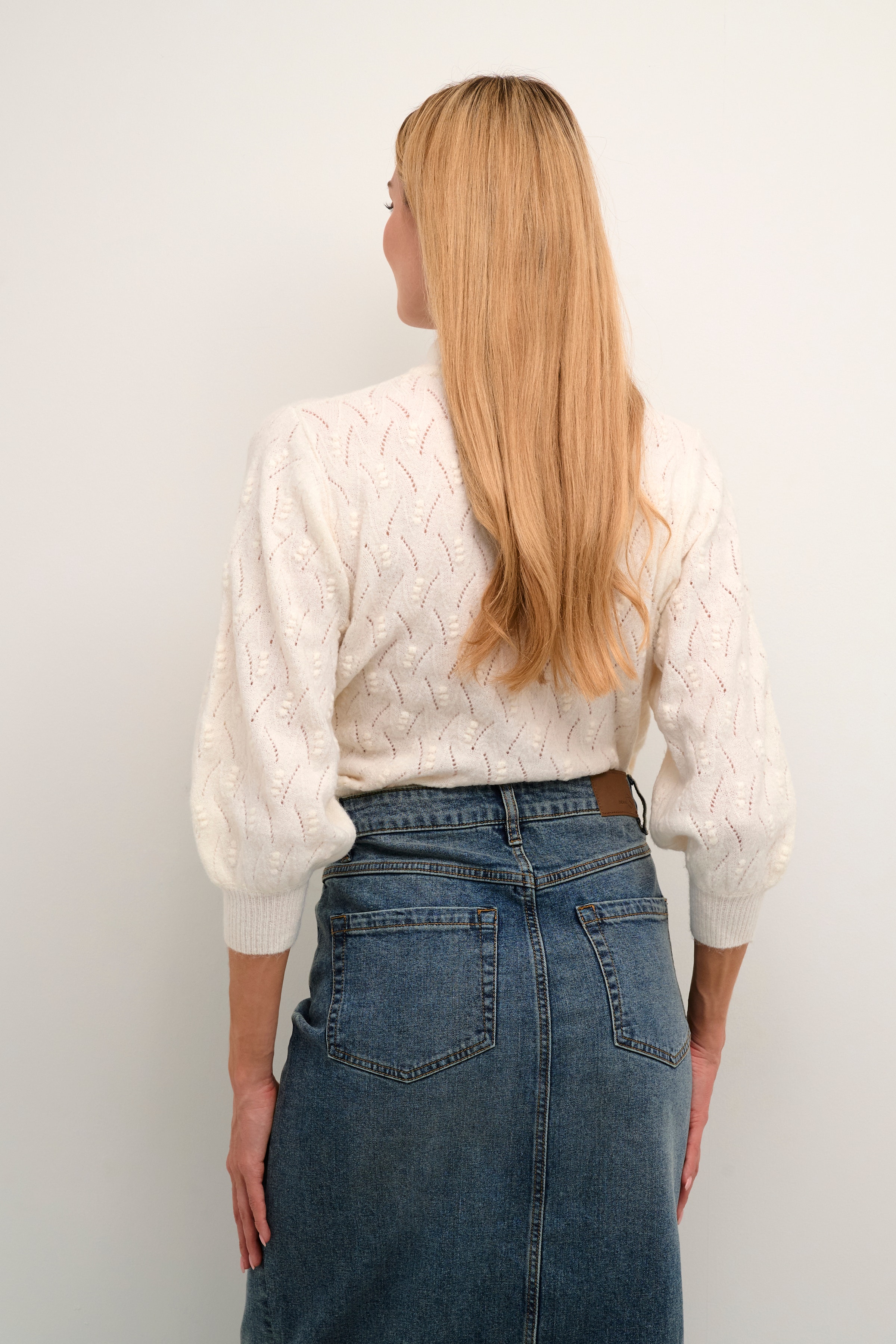 KArita Pullover LOOKBOOK BACK 10507954-110602