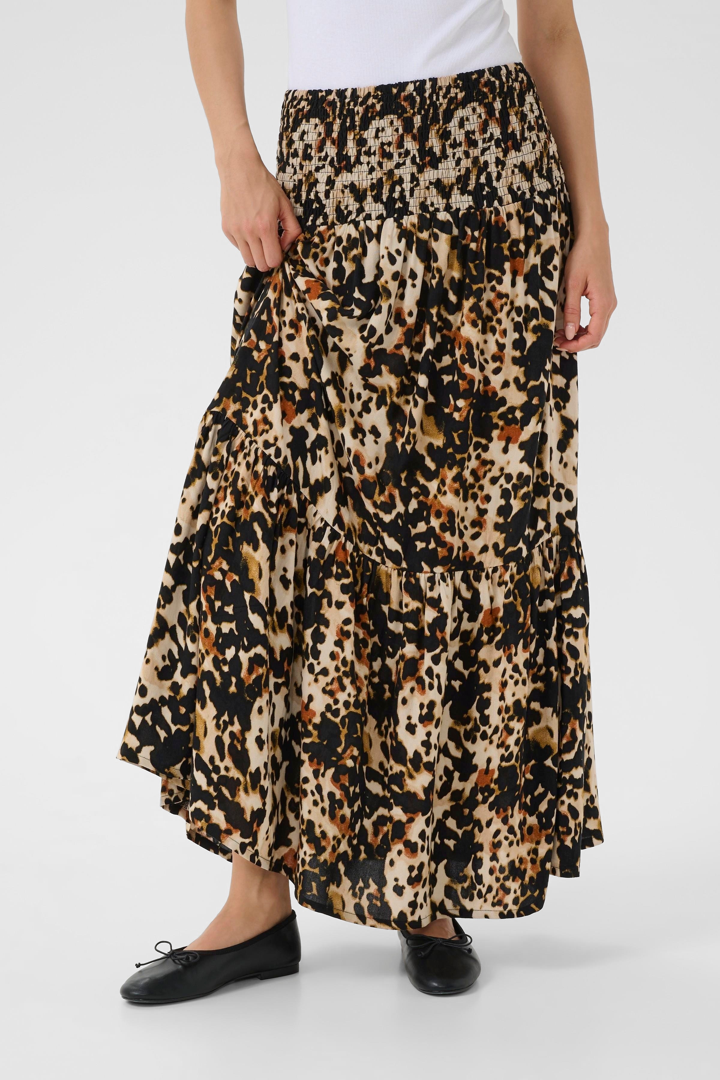 KAmaxi Skirt LOOKBOOK FRONT 10508816-107550
