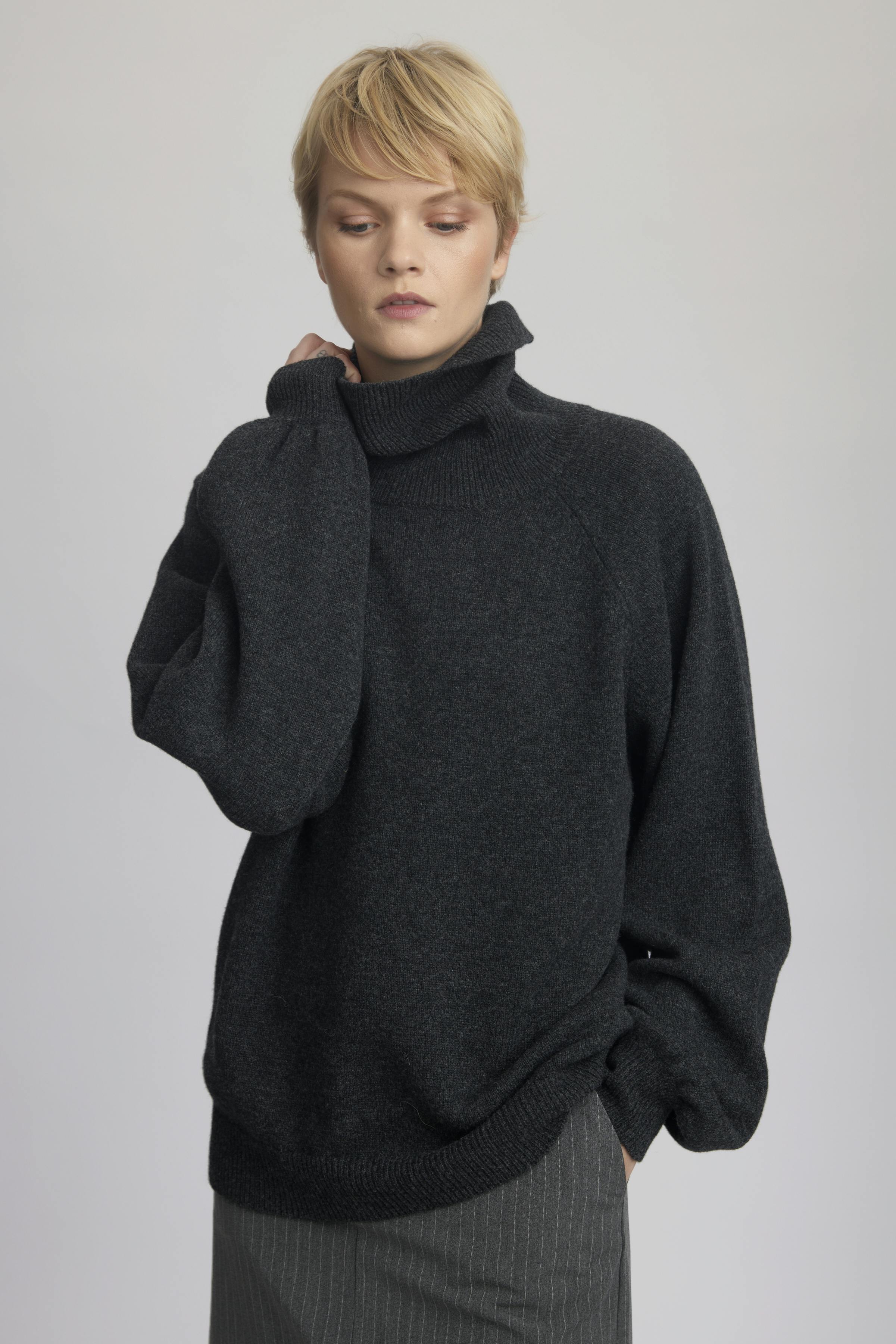 ManziGZ Pullover LOOKBOOK FRONT 10908758-106530