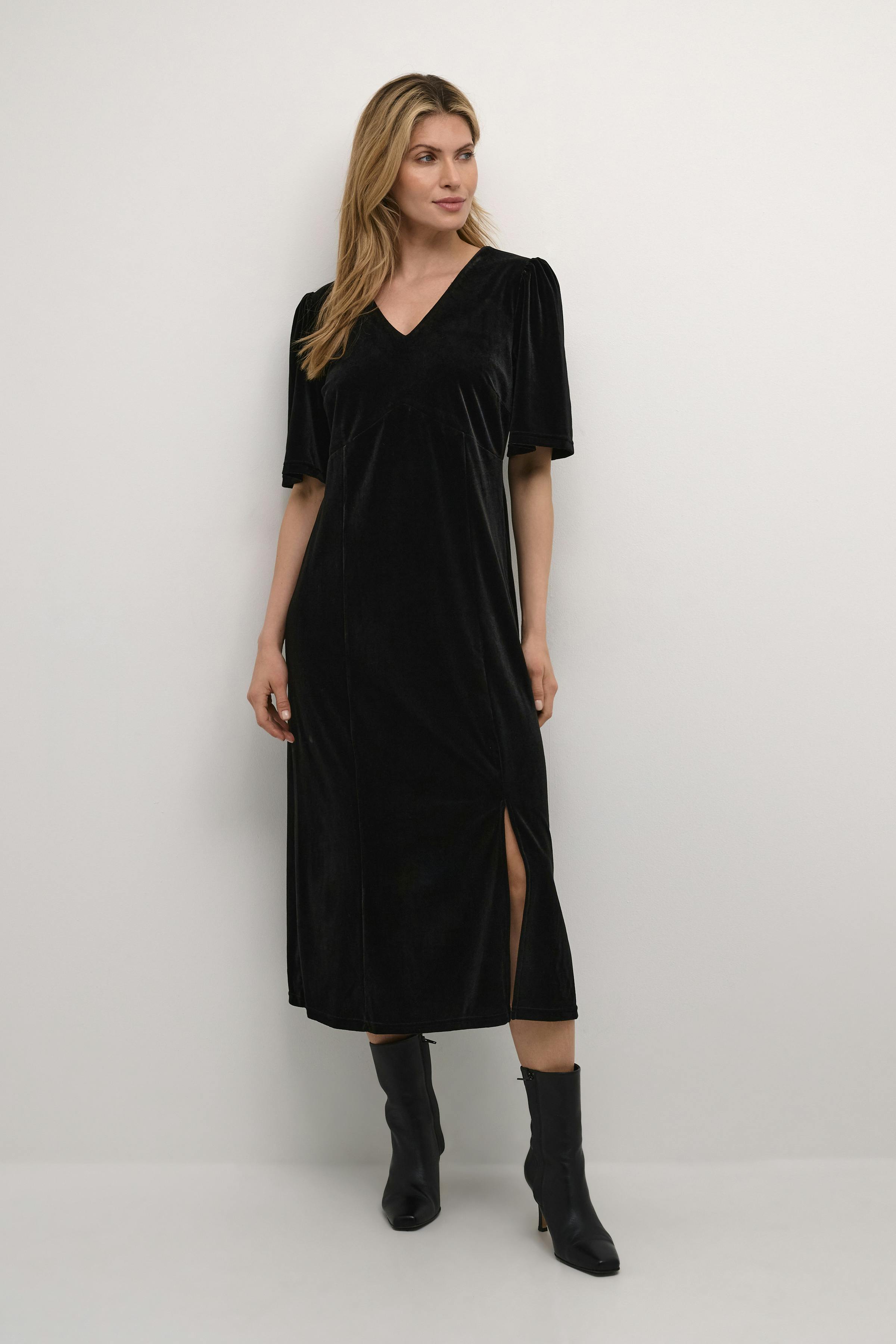 CRPativa Robe LOOKBOOK FRONT 10611979-100120