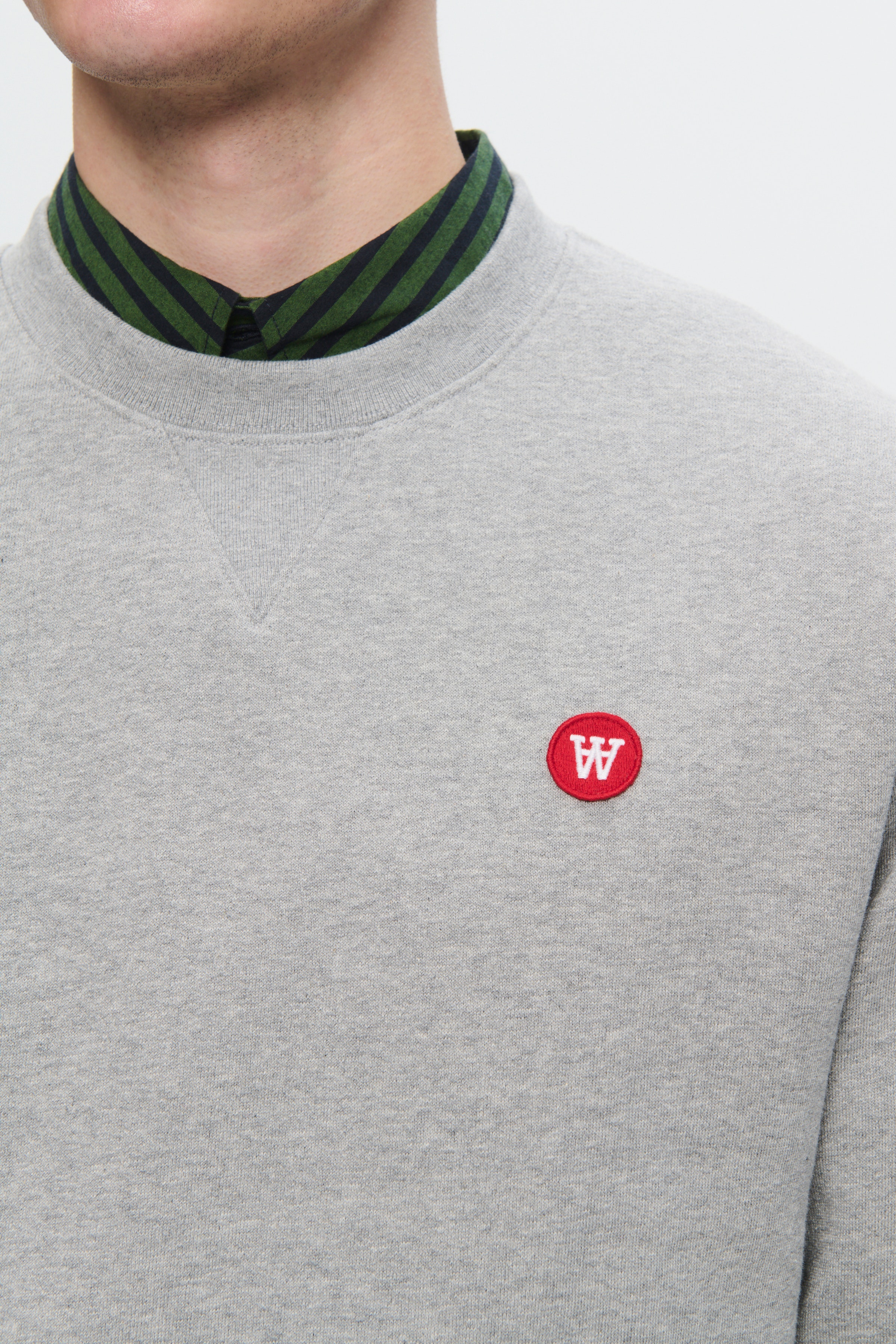 WWTye Sweatshirt LOOKBOOK DETAIL 30250422-W1003