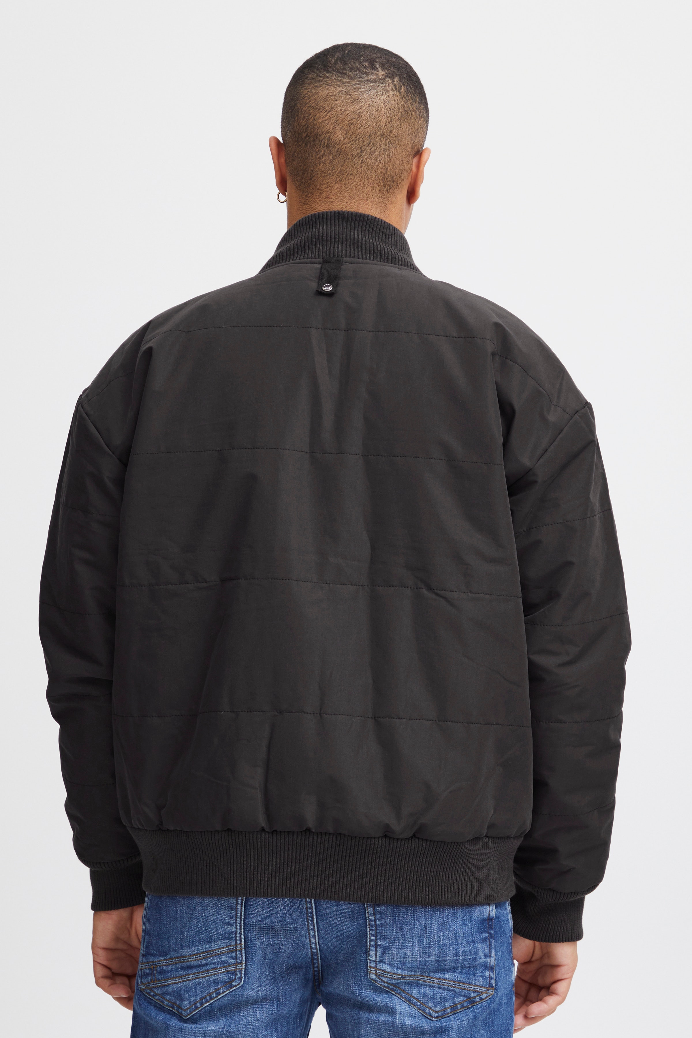 Outerwear LOOKBOOK BACK 20716181-194007