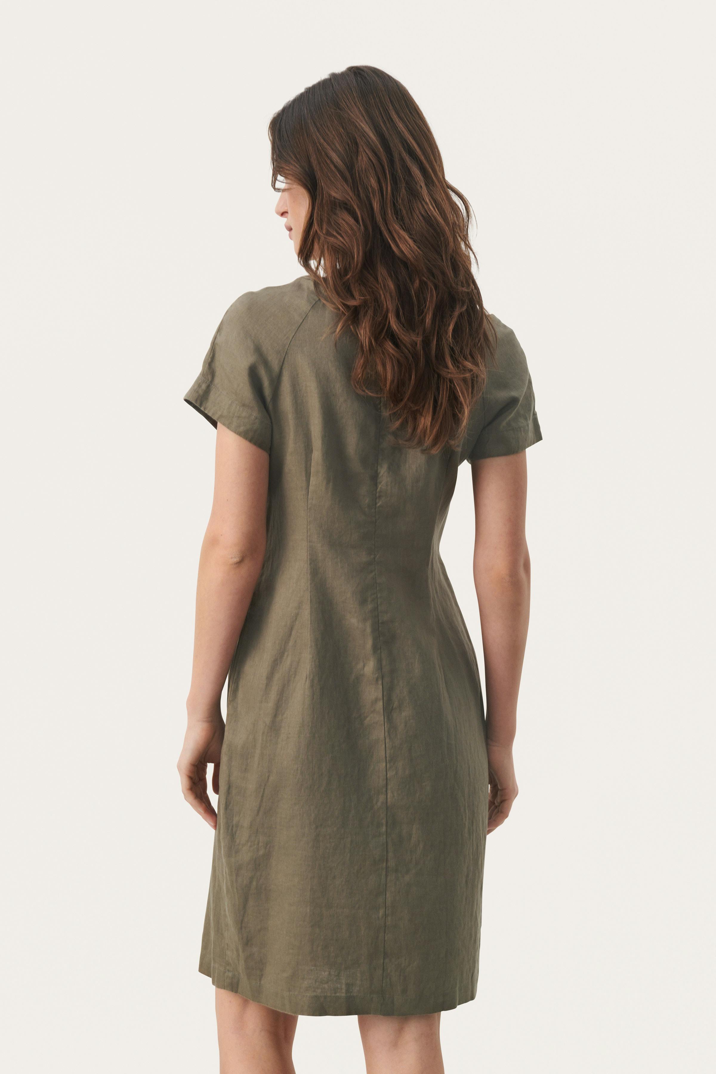 AundreasPW Short linen dress LOOKBOOK FRONT 30308855-190820