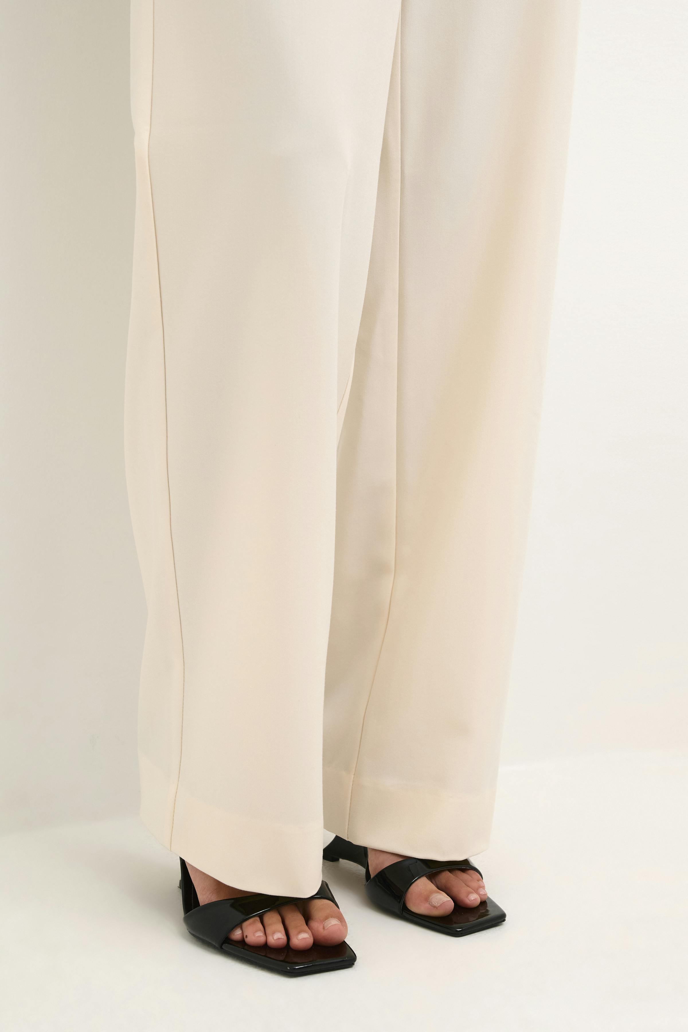 OliseKB Trousers LOOKBOOK DETAIL 10104924-110103