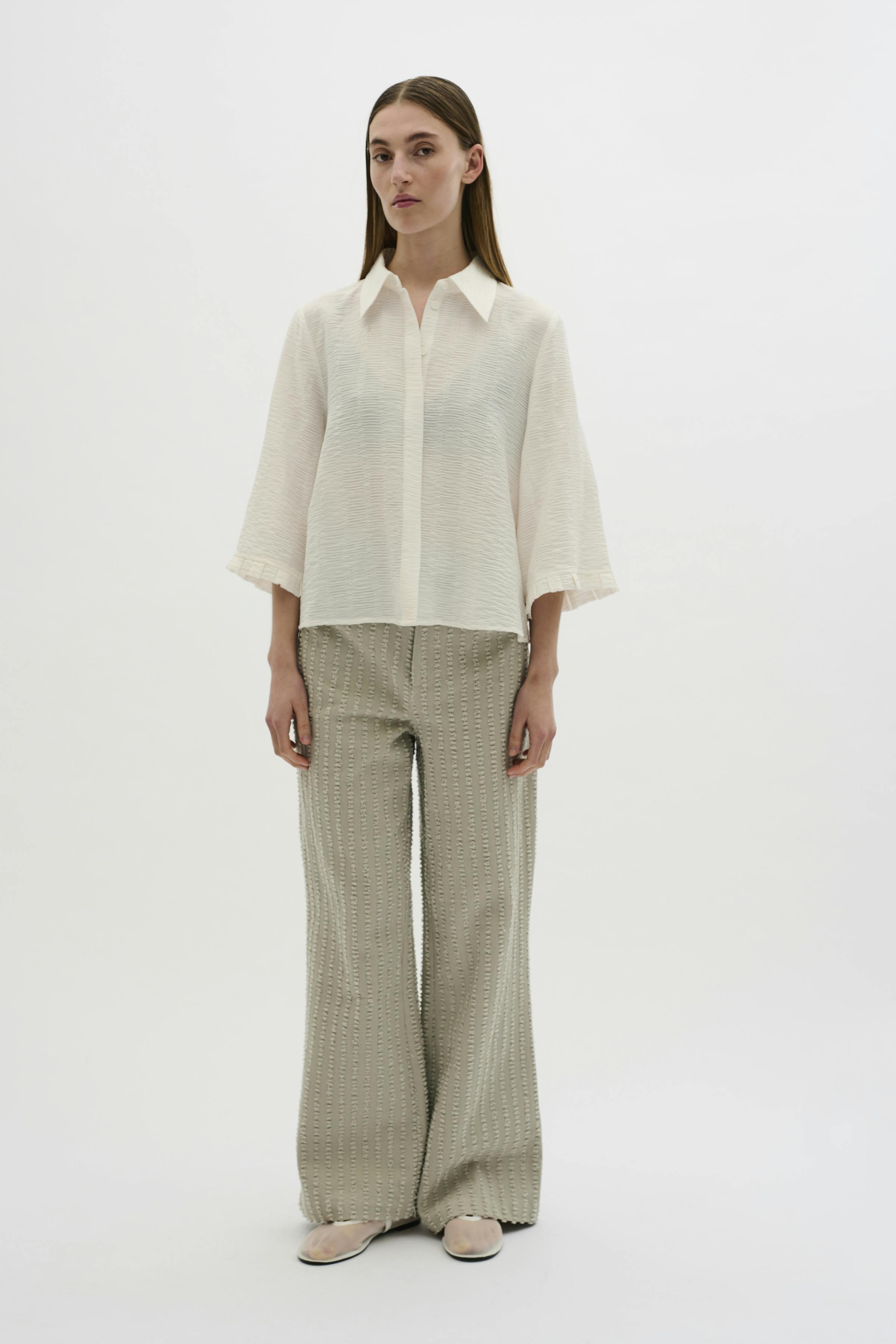 KBThorhild Shirt LOOKBOOK FRONT 10105305-110601