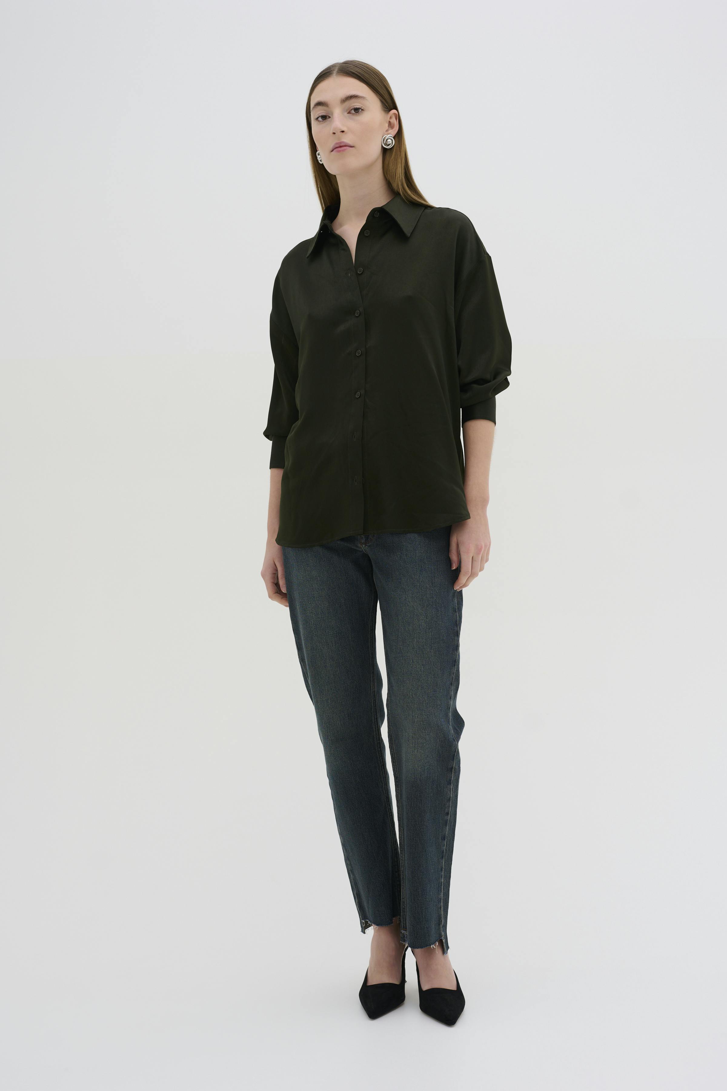 EstelleMW Shirt LOOKBOOK FRONT 10704839-190509