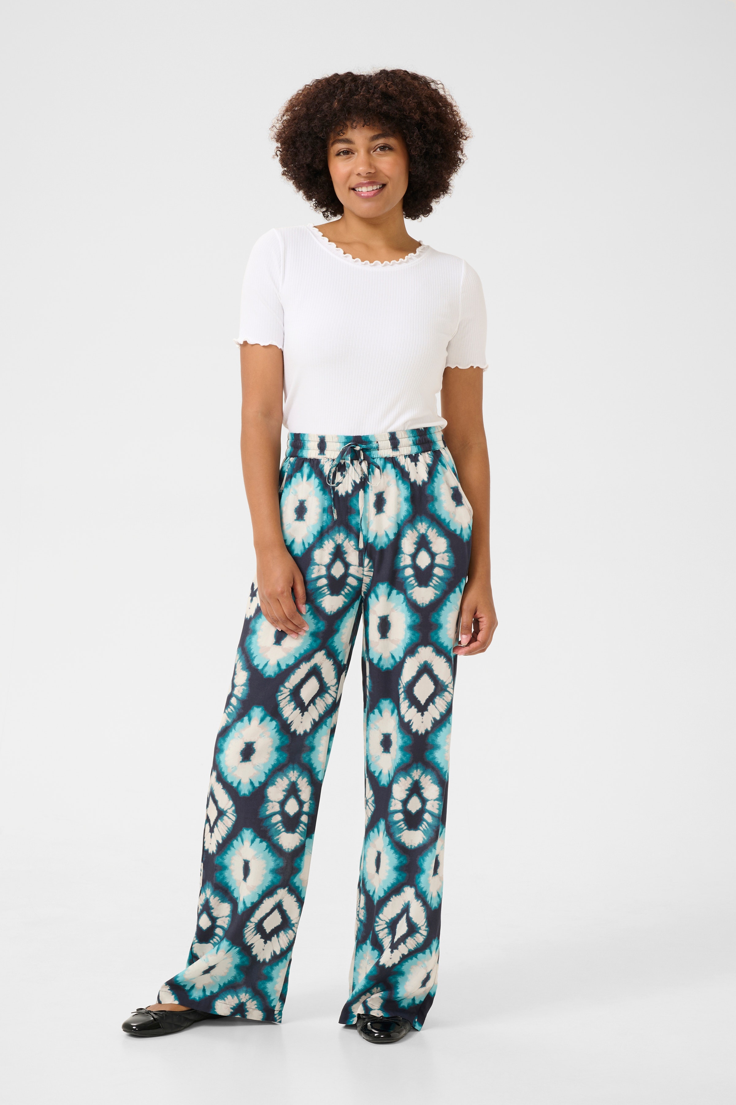 CRTiah Hose LOOKBOOK FRONT 10611497-107522