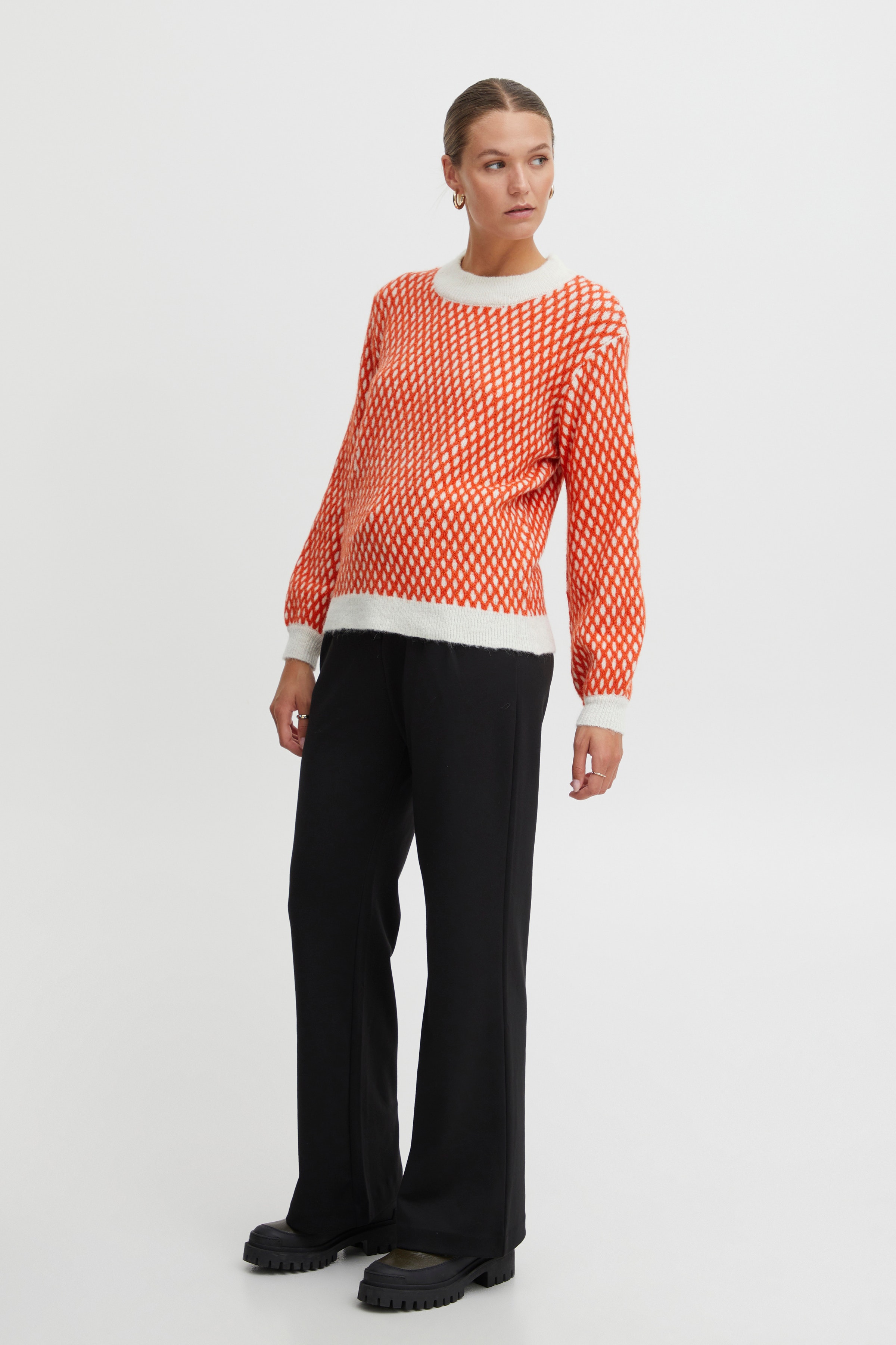 IHKAMARA Pullover LOOKBOOK FRONT 20117301-171452