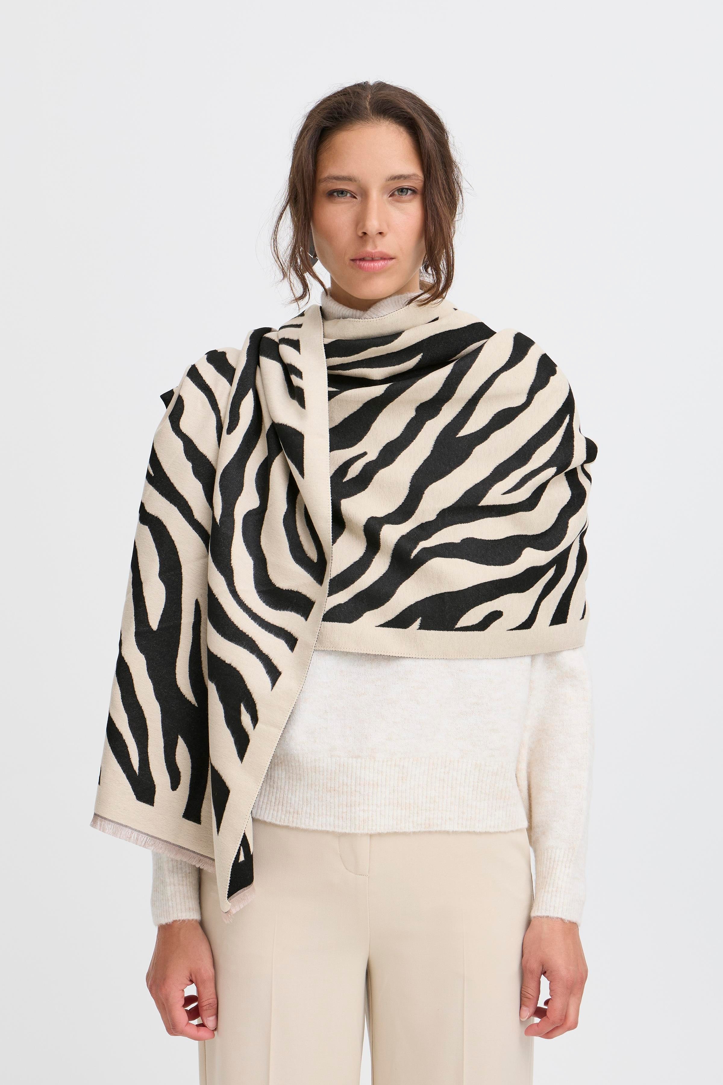 BYVIBRA Scarf LOOKBOOK FRONT 20817266-202843