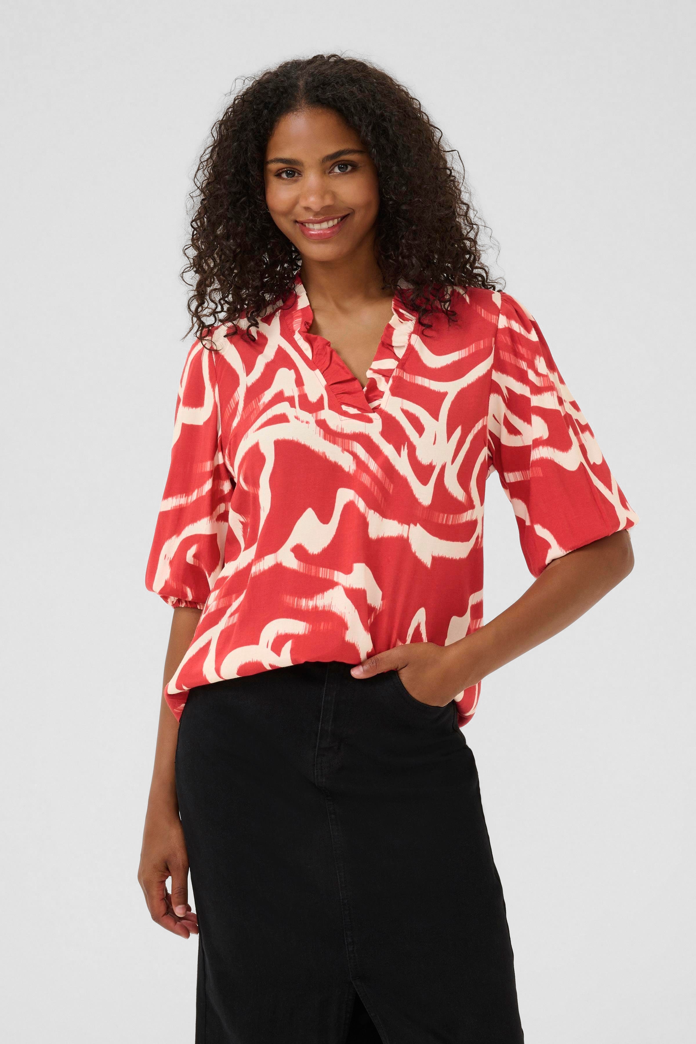 KAmartha Bluse LOOKBOOK FRONT 10510322-107924