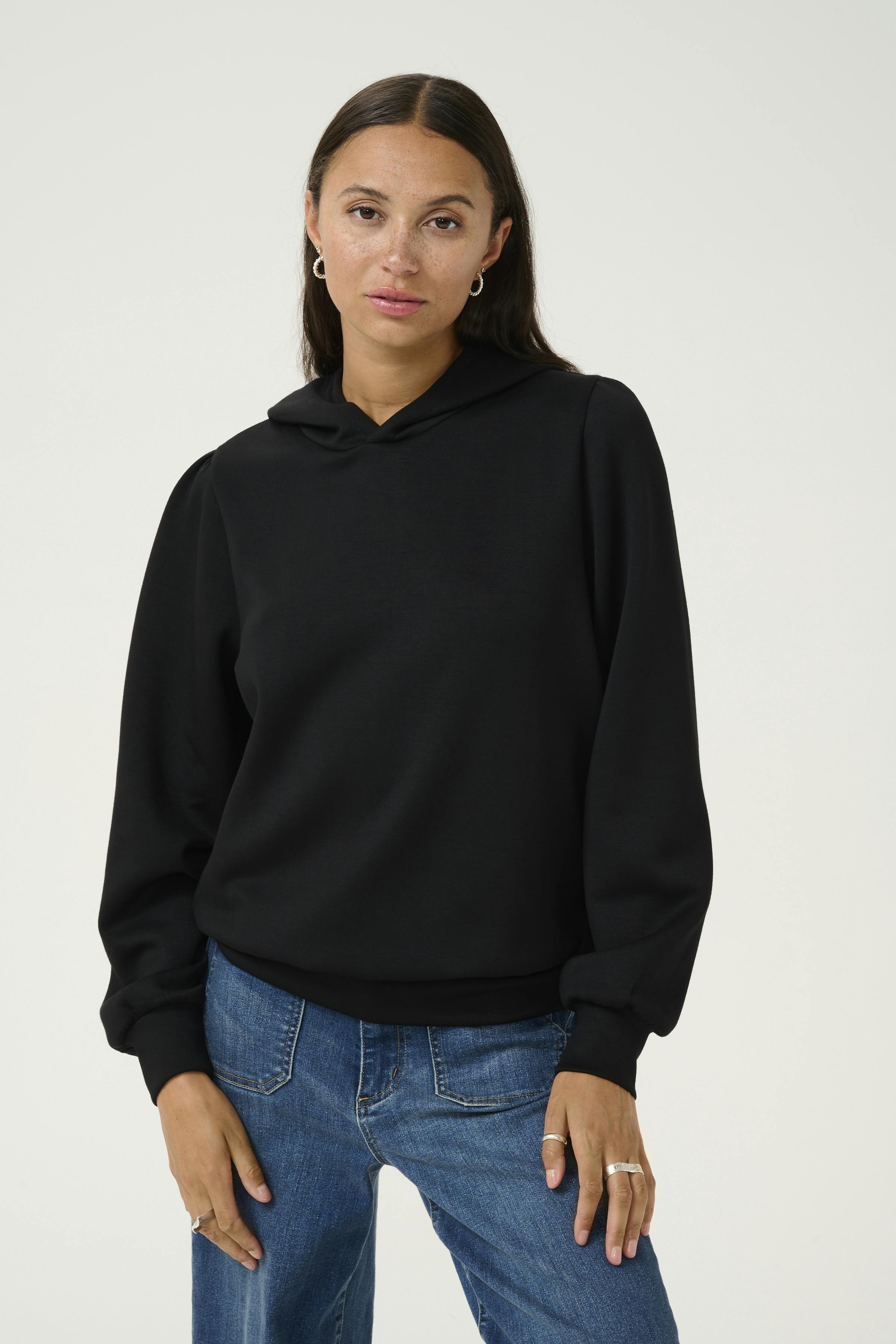 KAapril Sweatshirt LOOKBOOK FRONT 10510012-100121