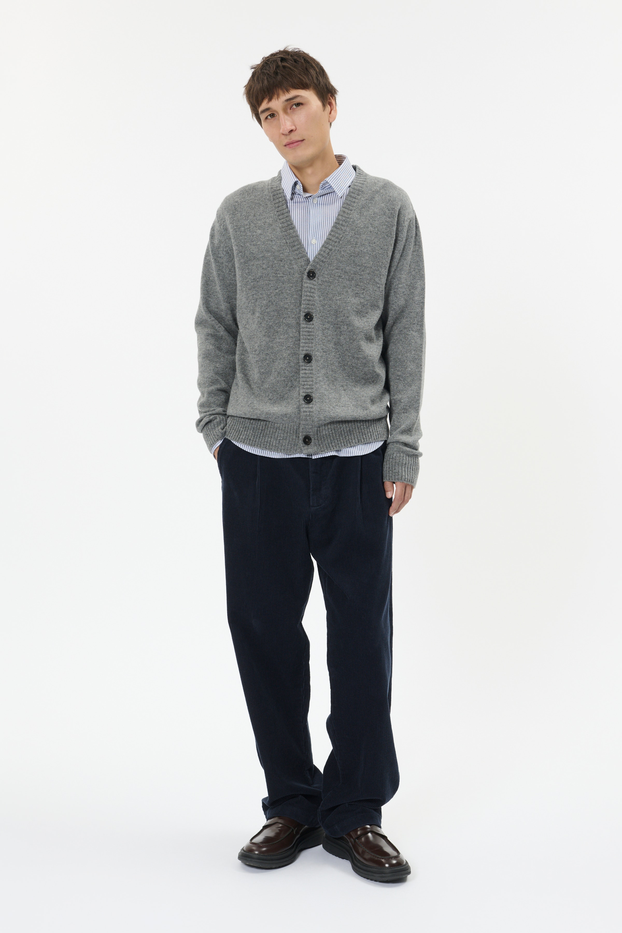 MAalpin Cardigan LOOKBOOK FRONT 30208827-300271