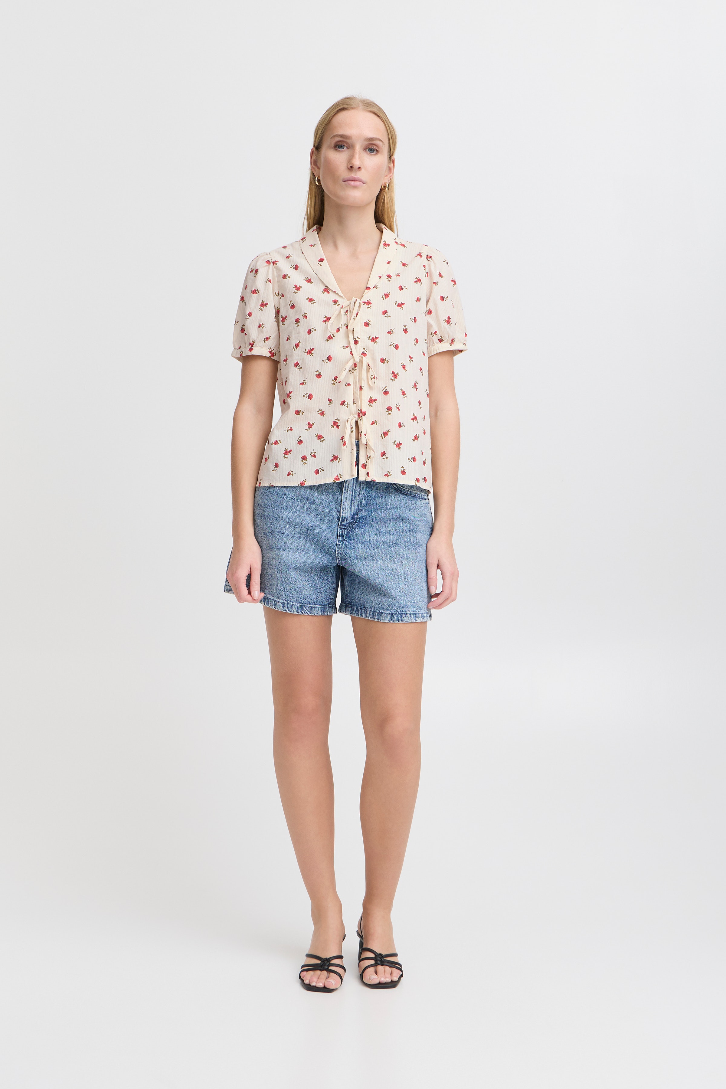 IHROSEY Kortermet skjorte LOOKBOOK FRONT 20122938-204434