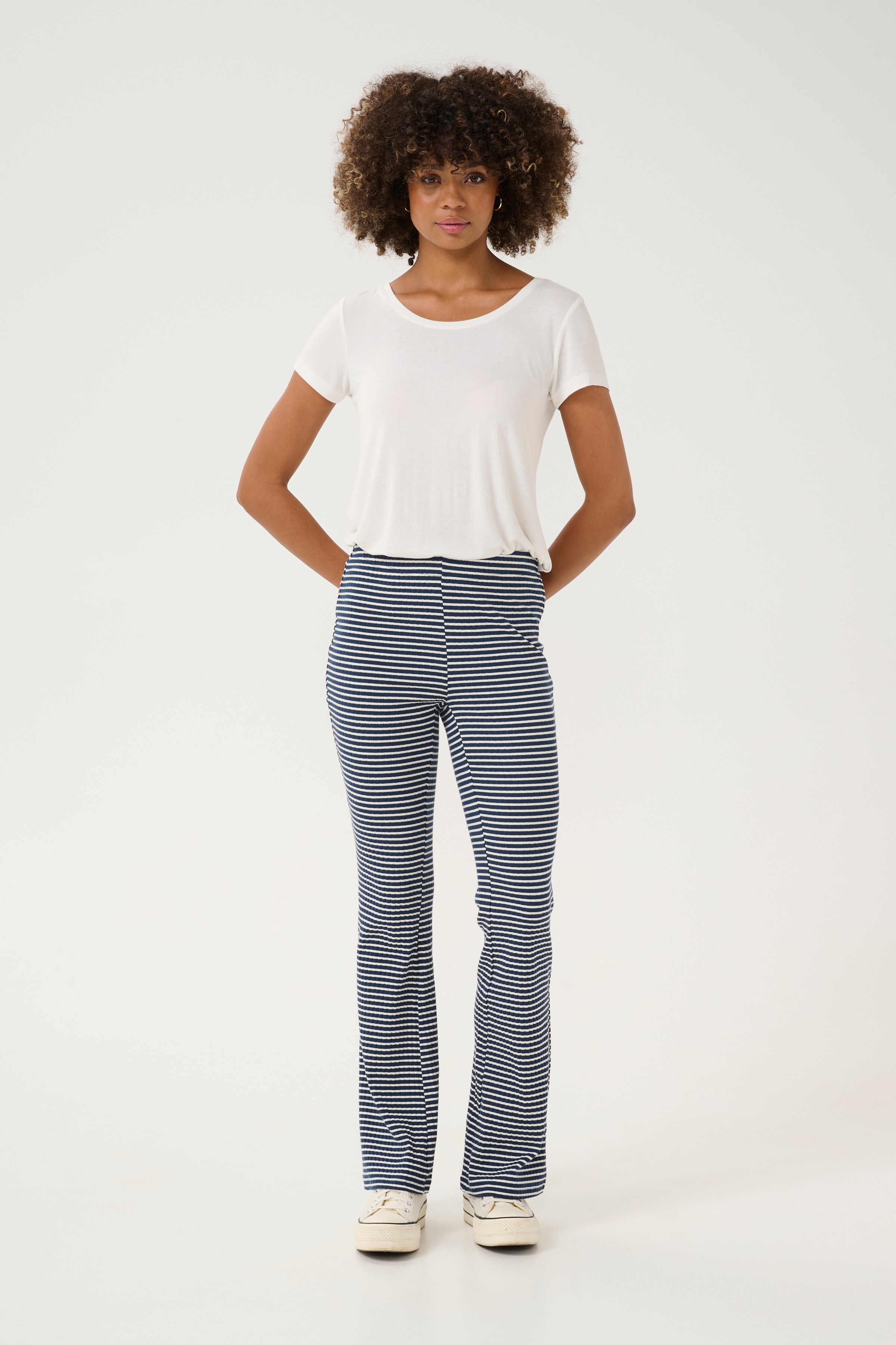 CUtea Byxor LOOKBOOK FRONT 50111483-107087