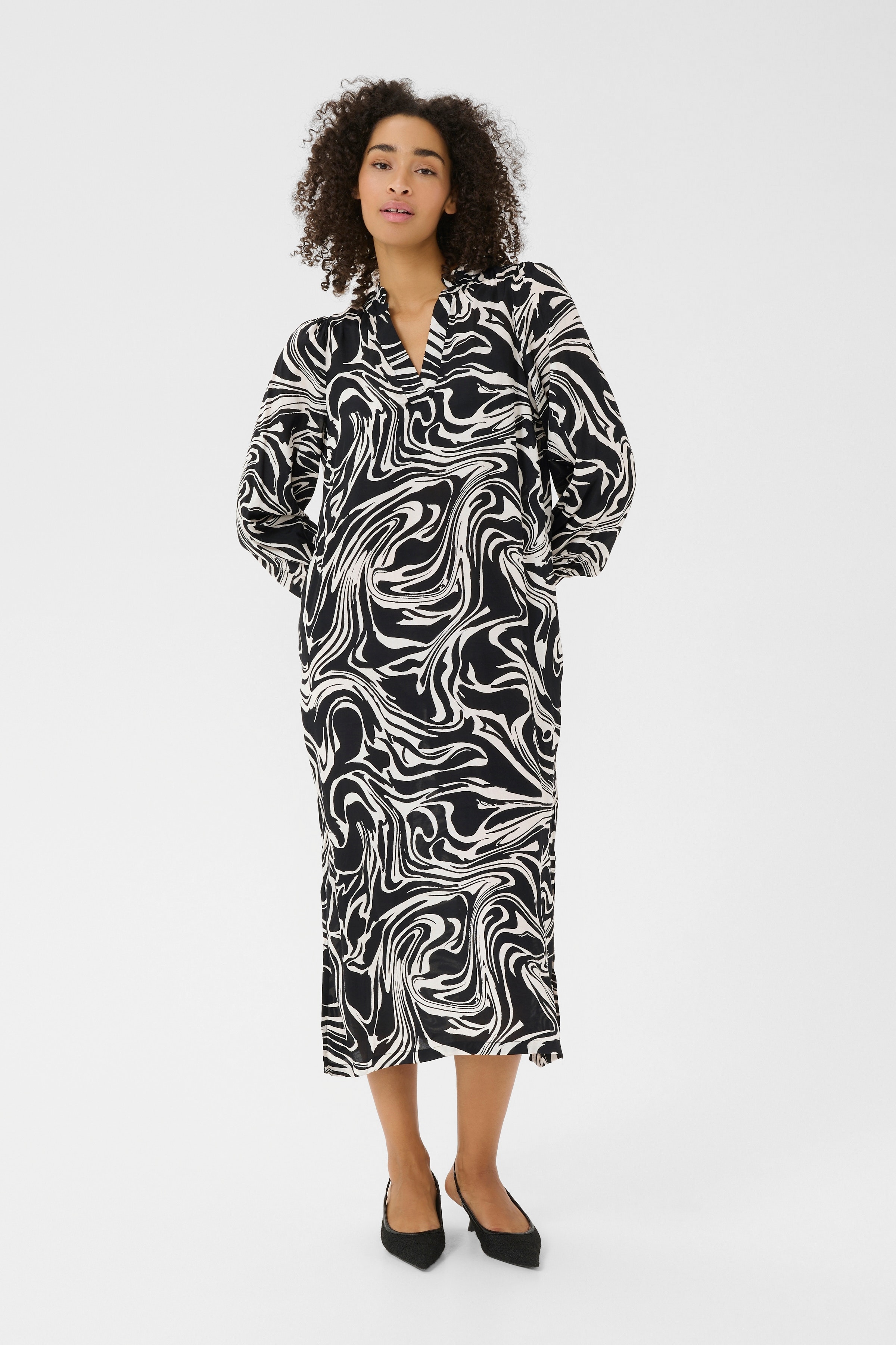 KAdrylia Kjole LOOKBOOK FRONT 10507646-105424