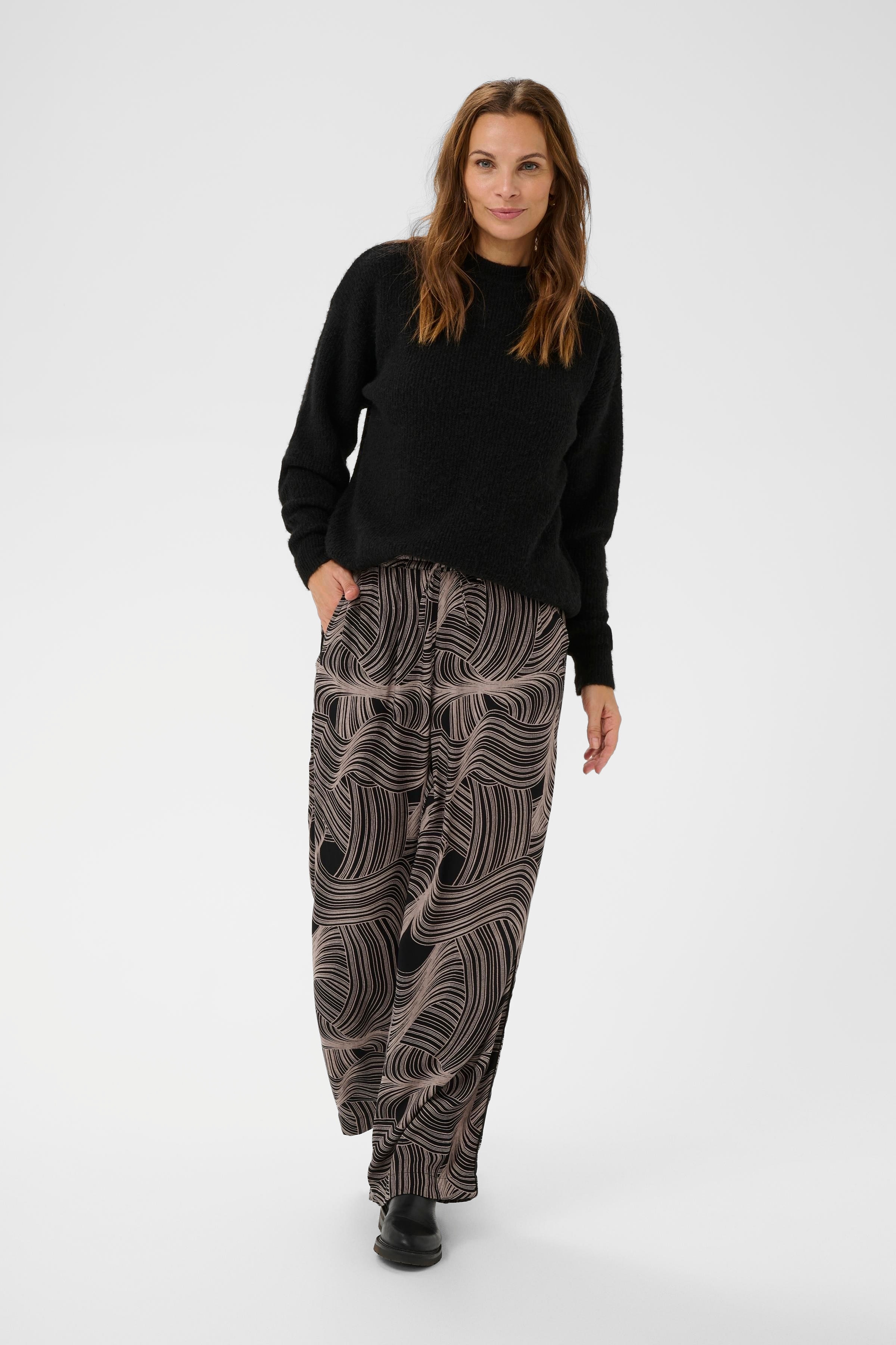 BPerianna Byxor LOOKBOOK FRONT 40200043-108648