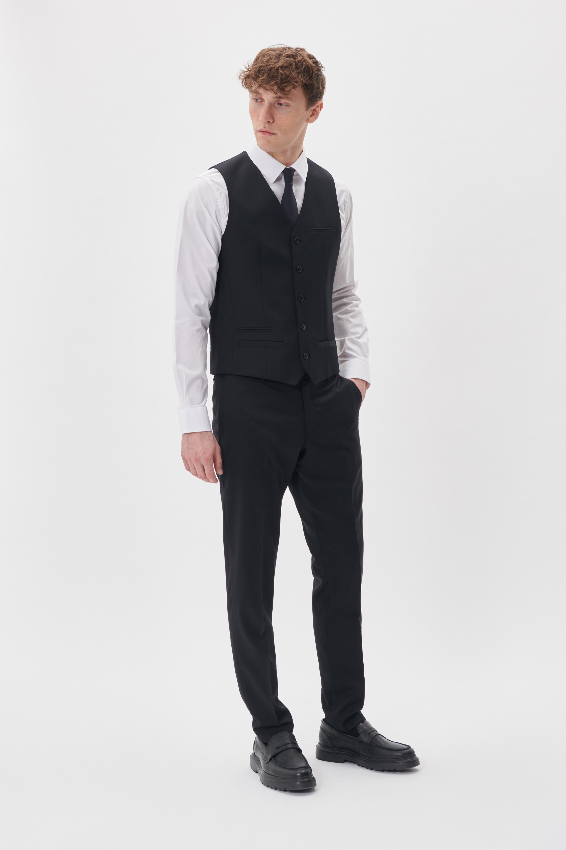 Breck Waistcoat LOOKBOOK FRONT 30201887-20050