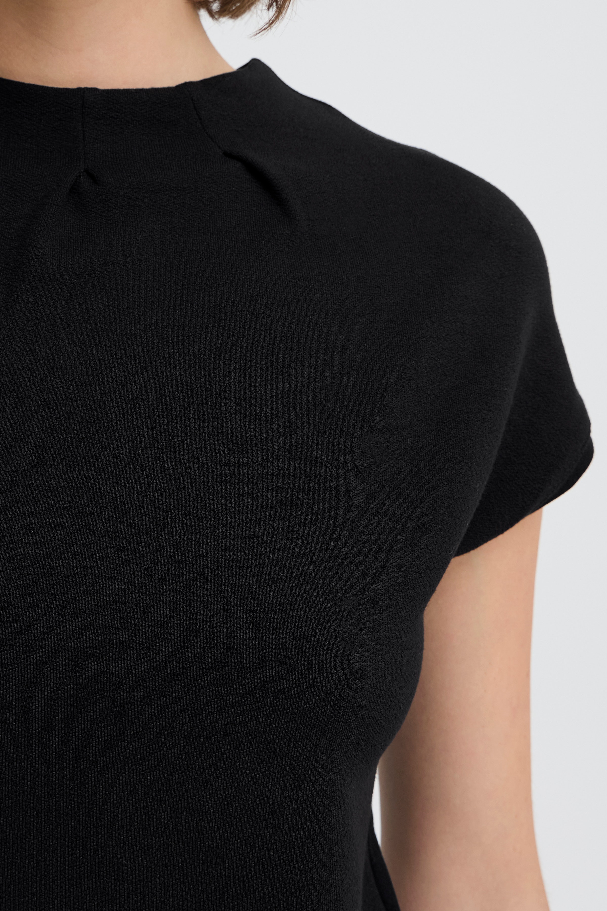 ZASKATERFR KORTÄRMAD BLUS LOOKBOOK DETAIL 20606485-60096