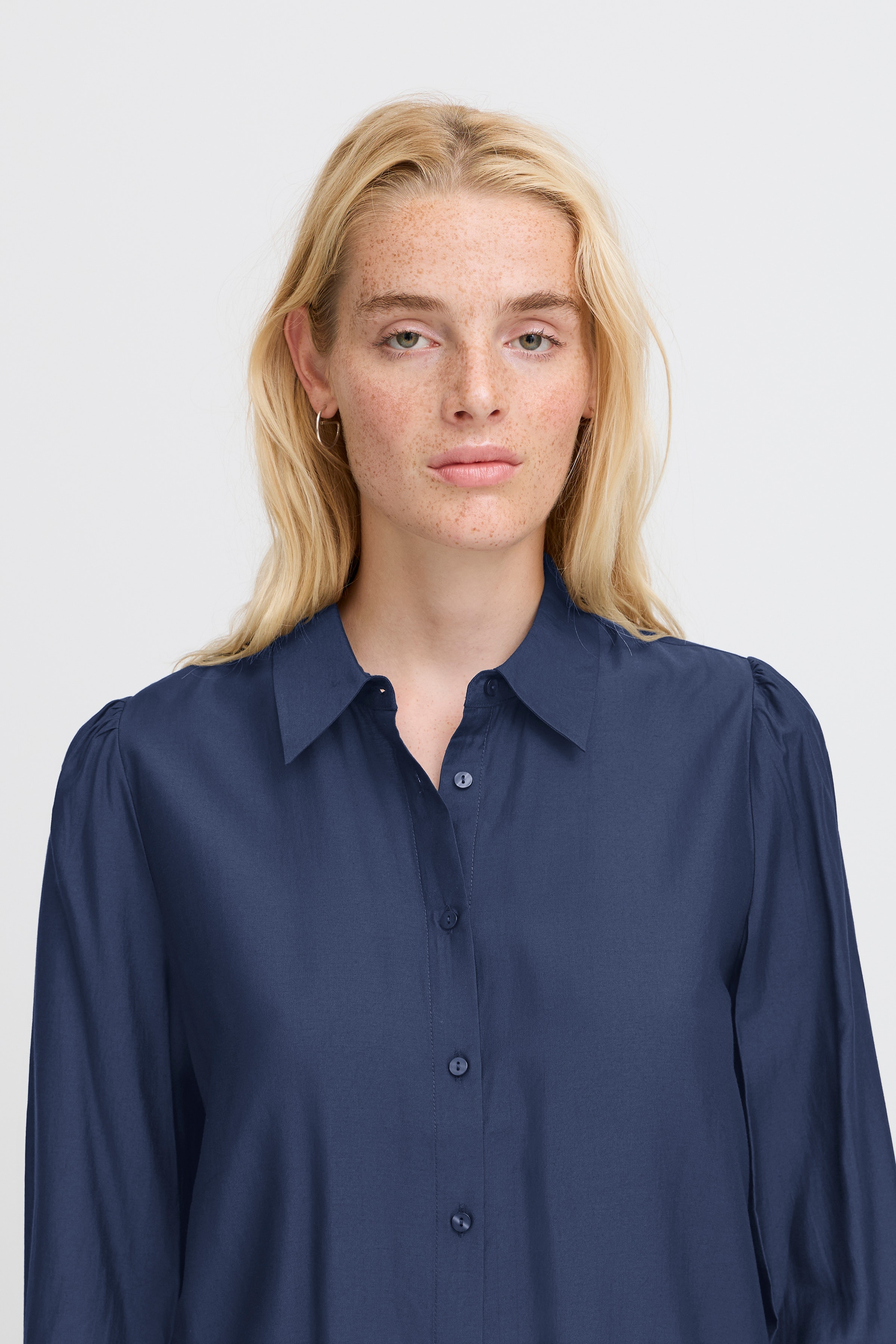 IHKARLANI Skjorte LOOKBOOK DETAIL 20121889-194010