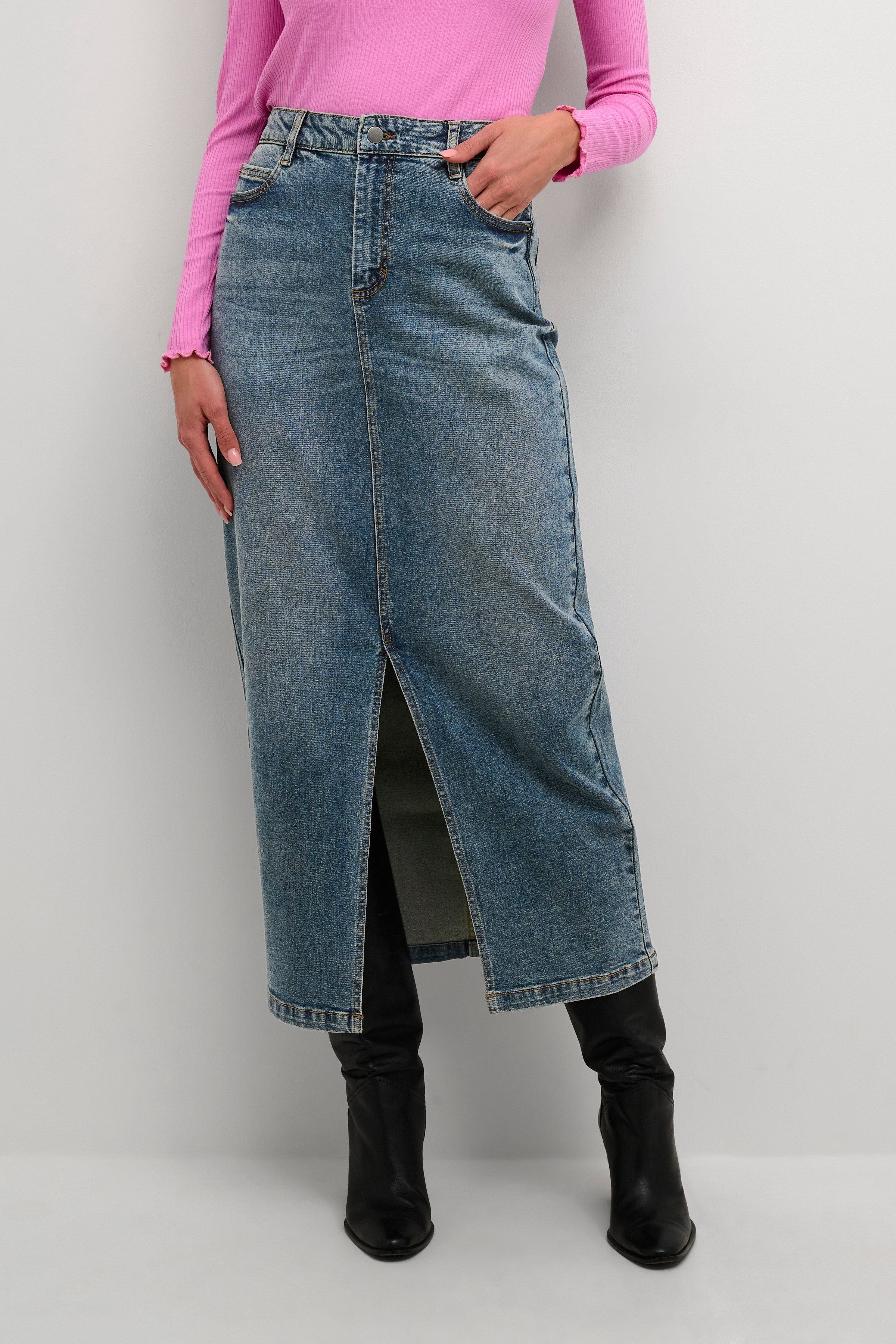 KAdana Denimskjørt LOOKBOOK FRONT 10508123-100166
