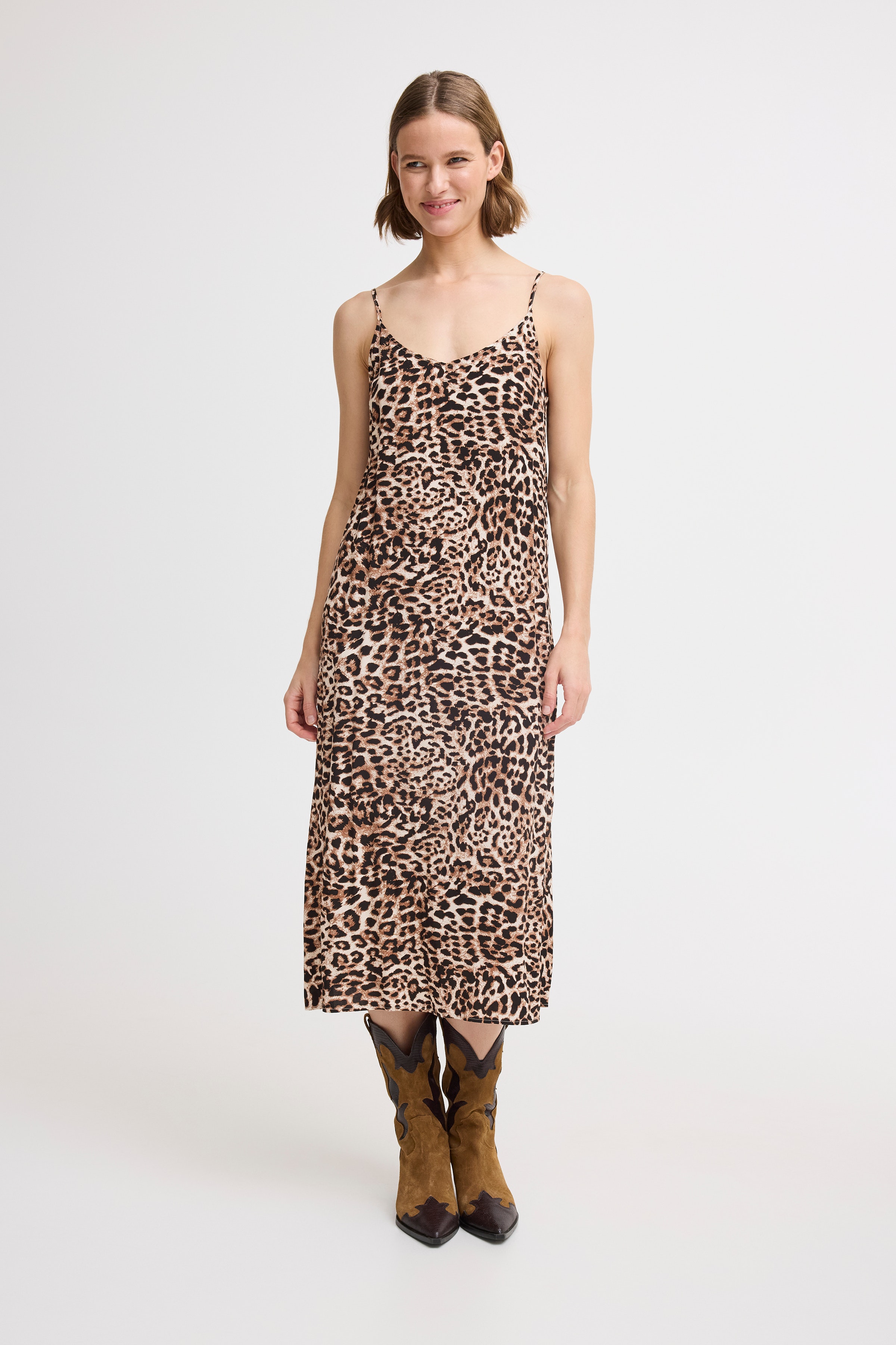 BYMMJOELLA Kjole LOOKBOOK FRONT 20814536-204522