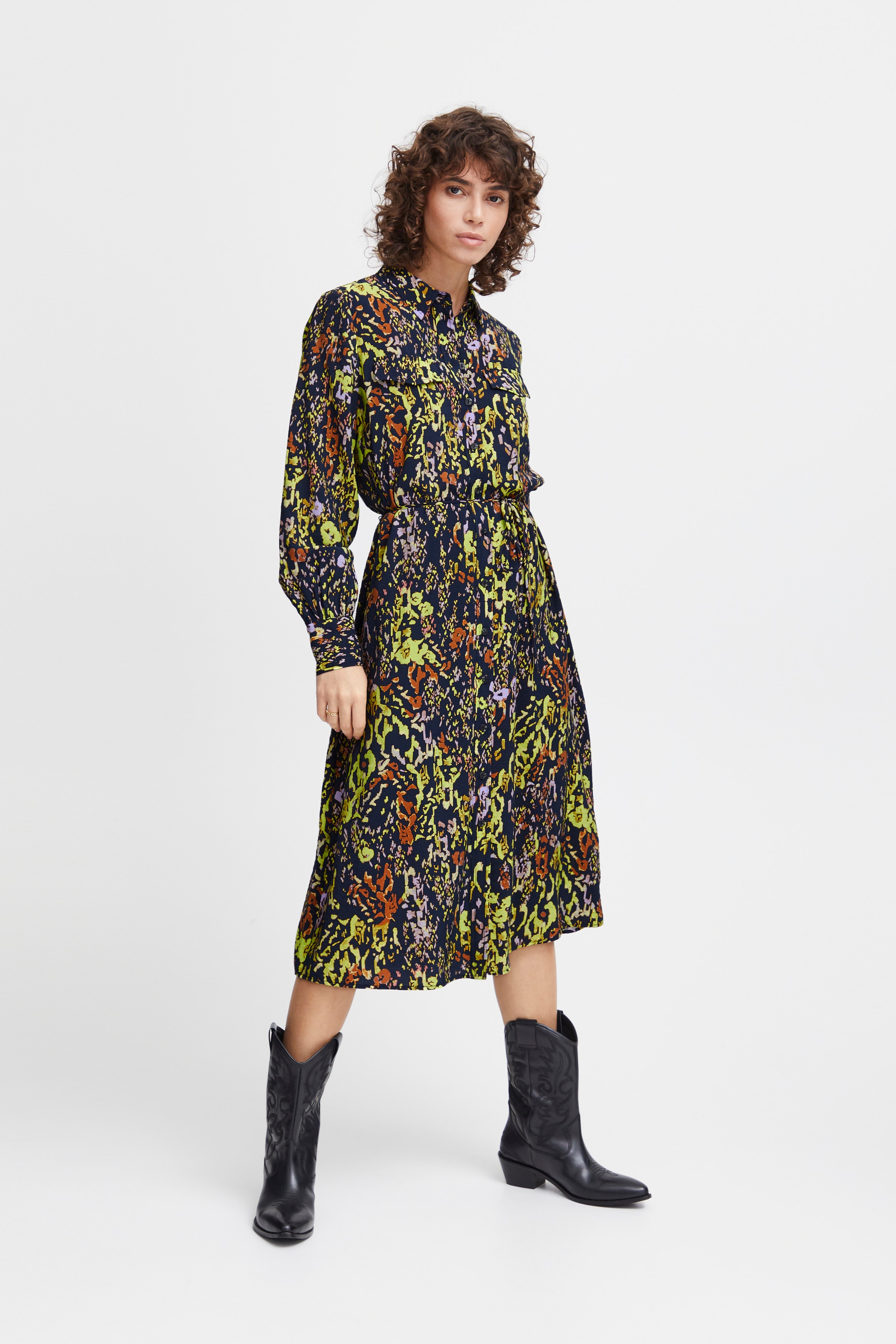IHAZINO Kjole LOOKBOOK FRONT 20119736-202443