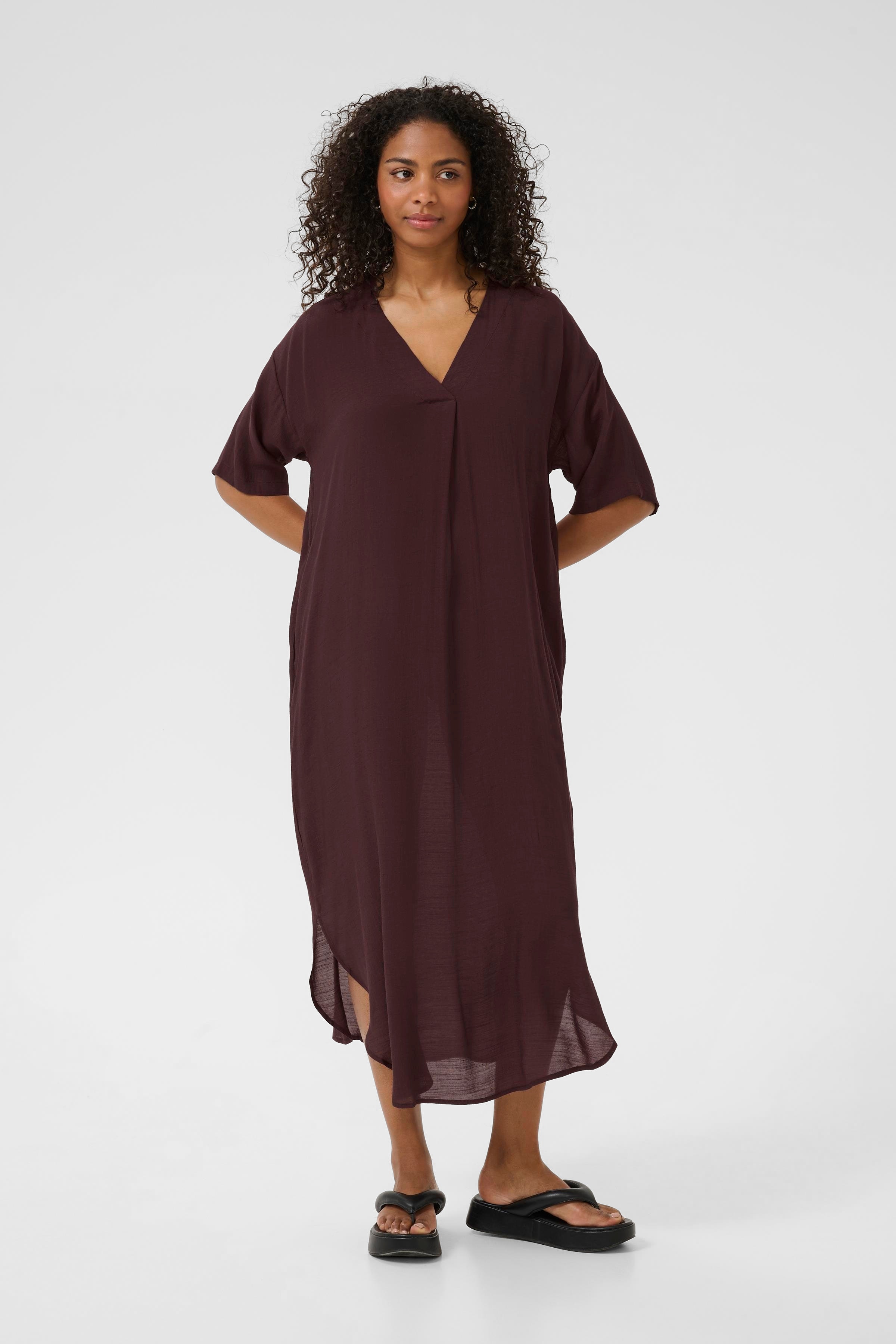KAanja Jurk LOOKBOOK FRONT 10510073-191619