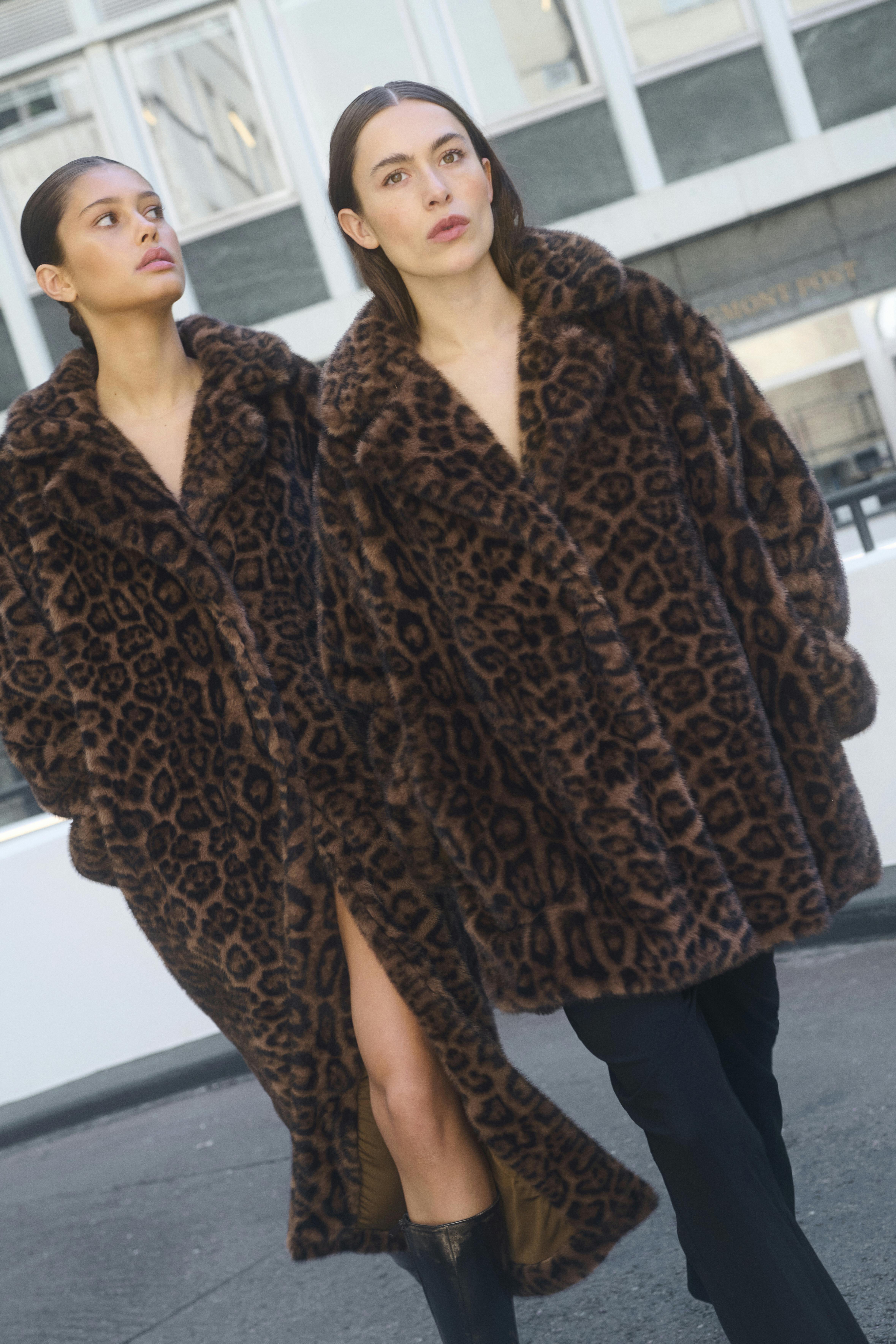 KBTira Leopard Faux Fur jacket LOCATION NONE 10105446-103153