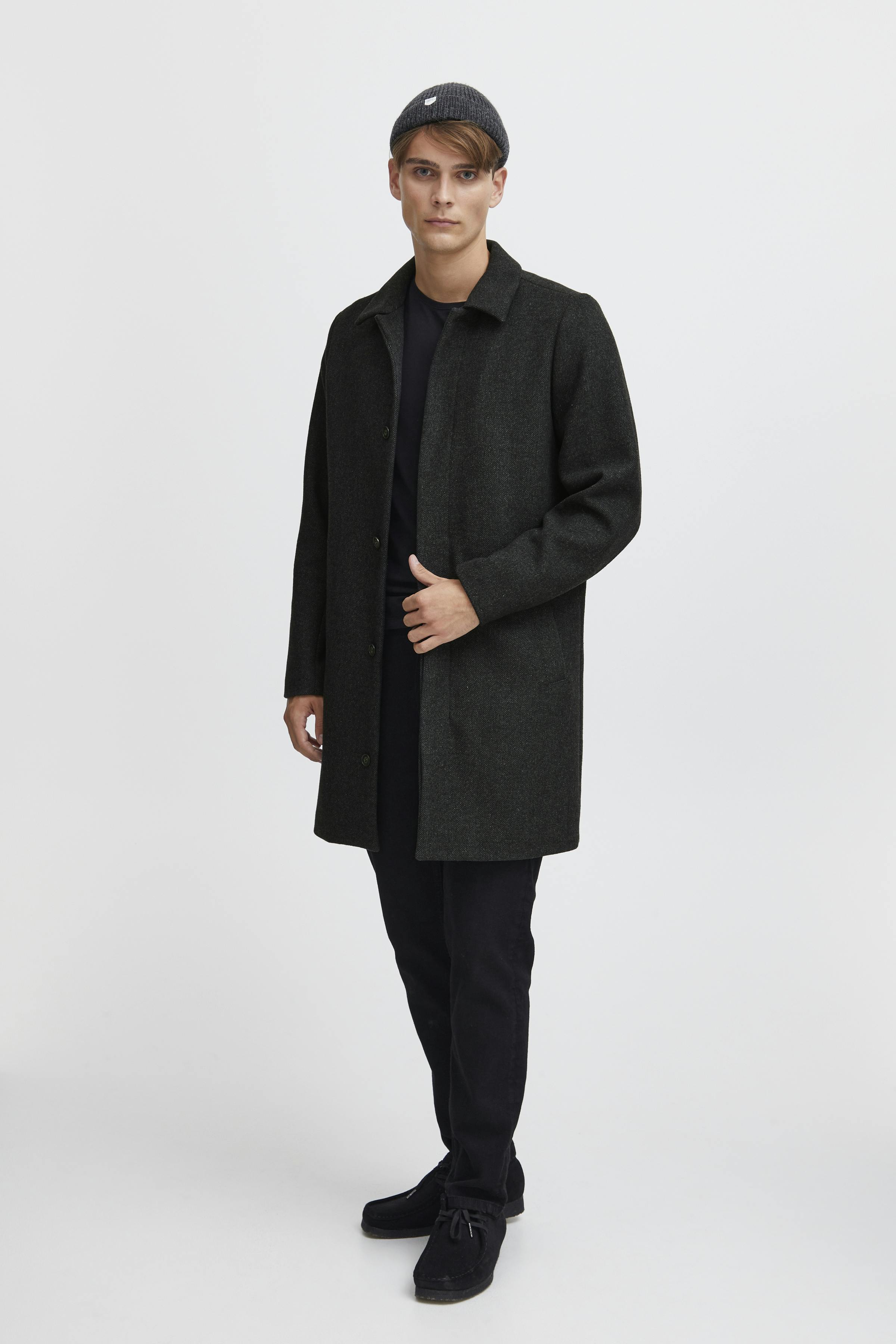 CFOLIVER Outerwear LOOKBOOK FRONT 20504856-50818