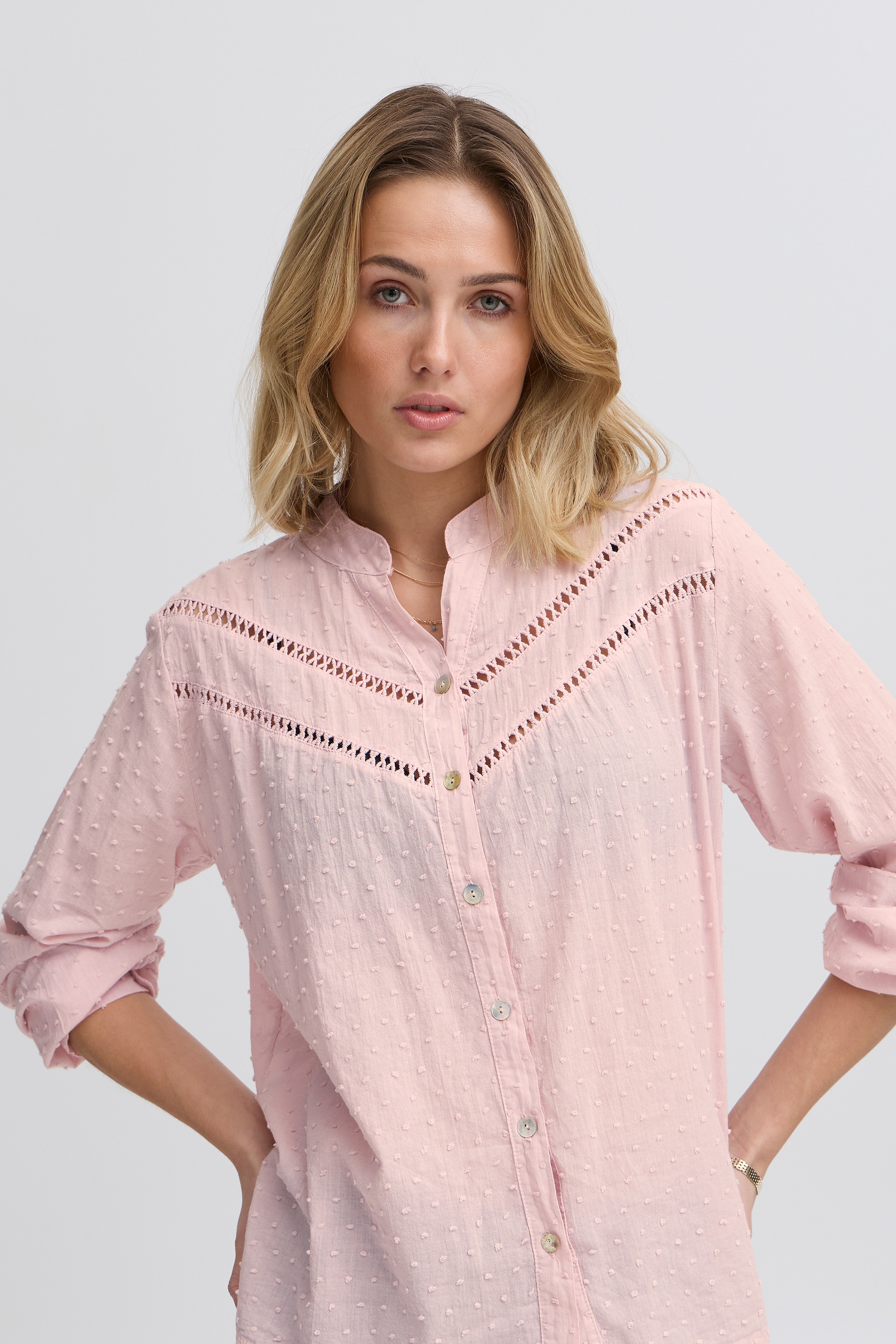 SBLIFA Bluse LOOKBOOK DETAIL 22100919-141506
