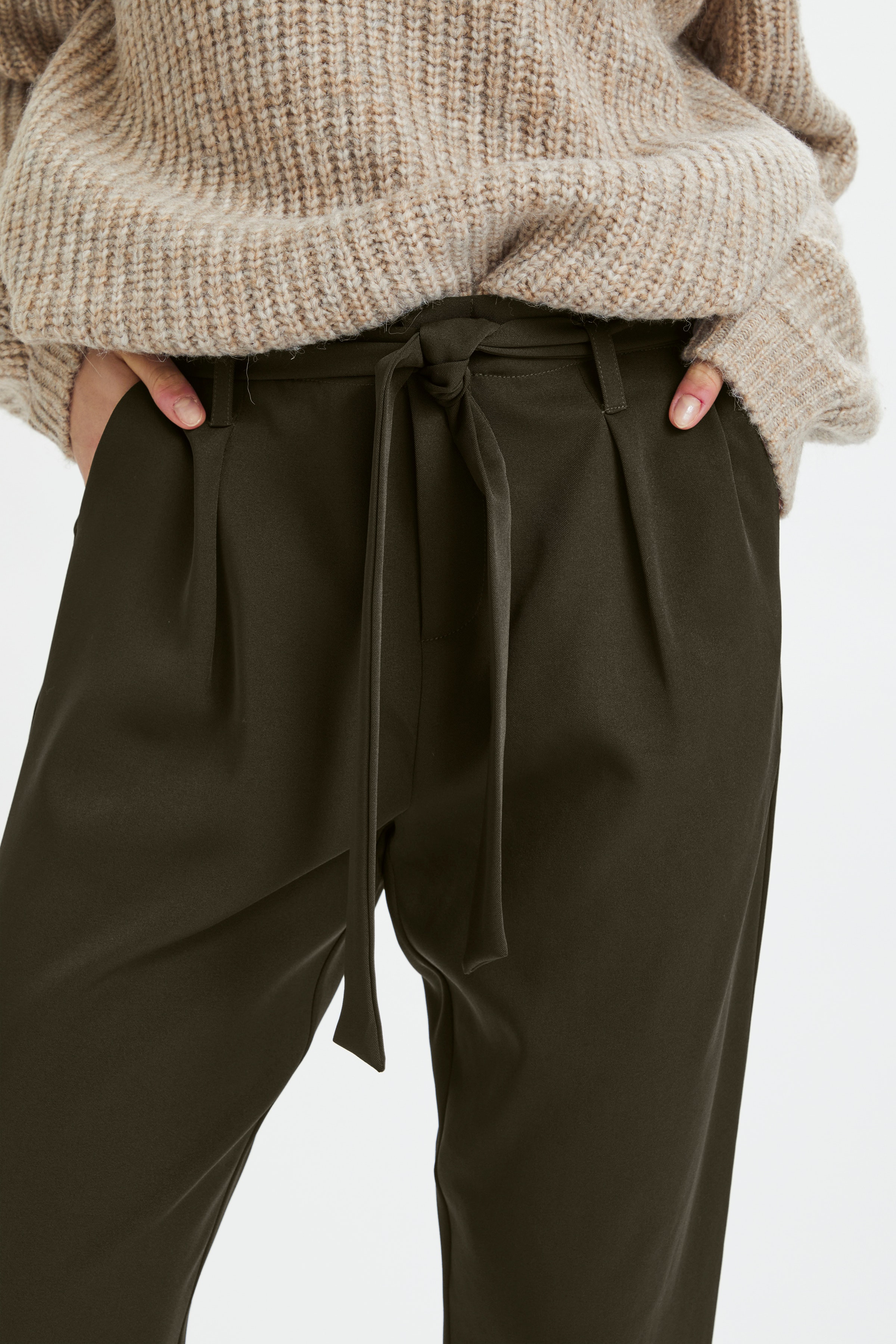 IzraSZ Byxor LOOKBOOK DETAIL 30511424-190509