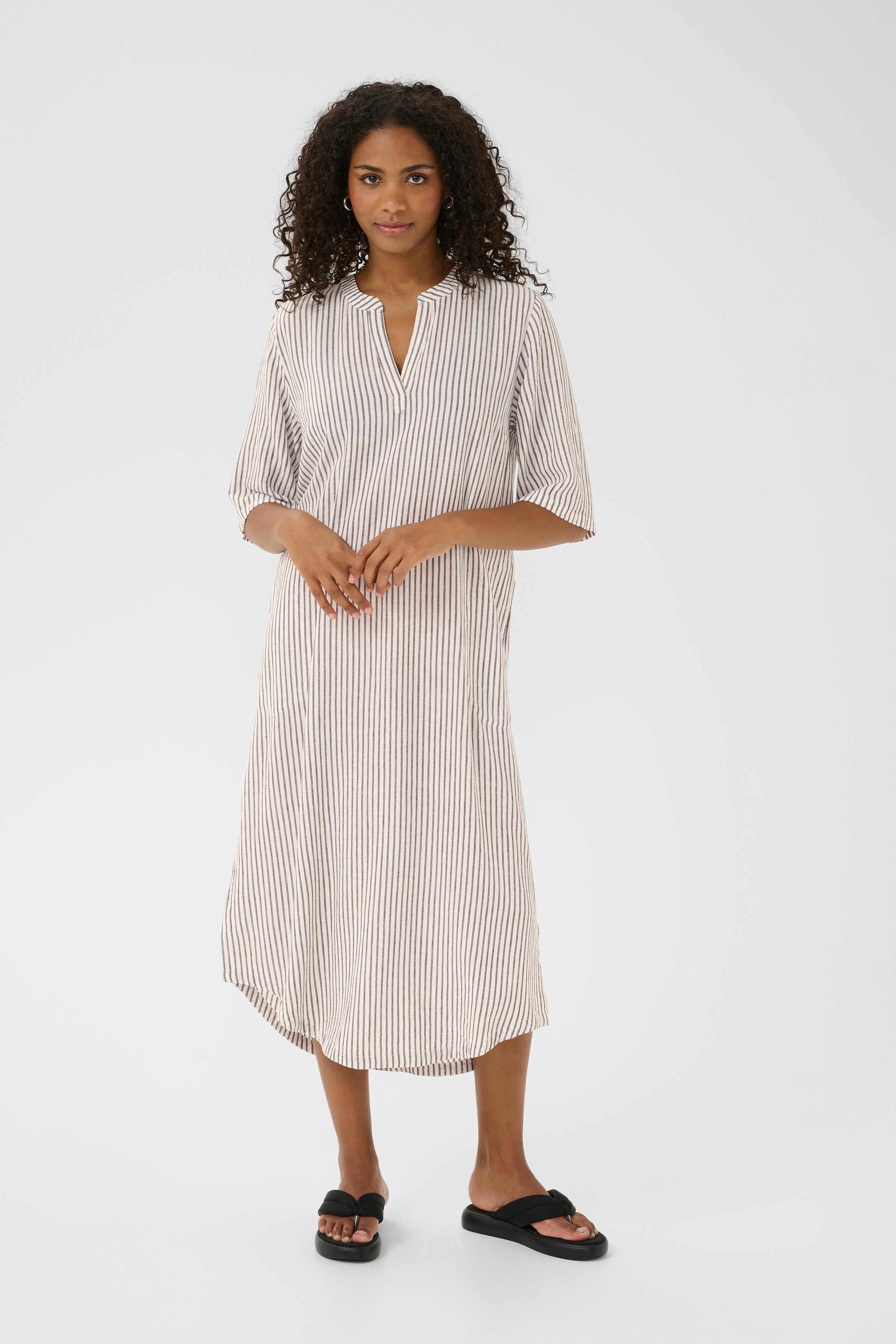KAmilia Lin kjole LOOKBOOK FRONT 10508312-107749