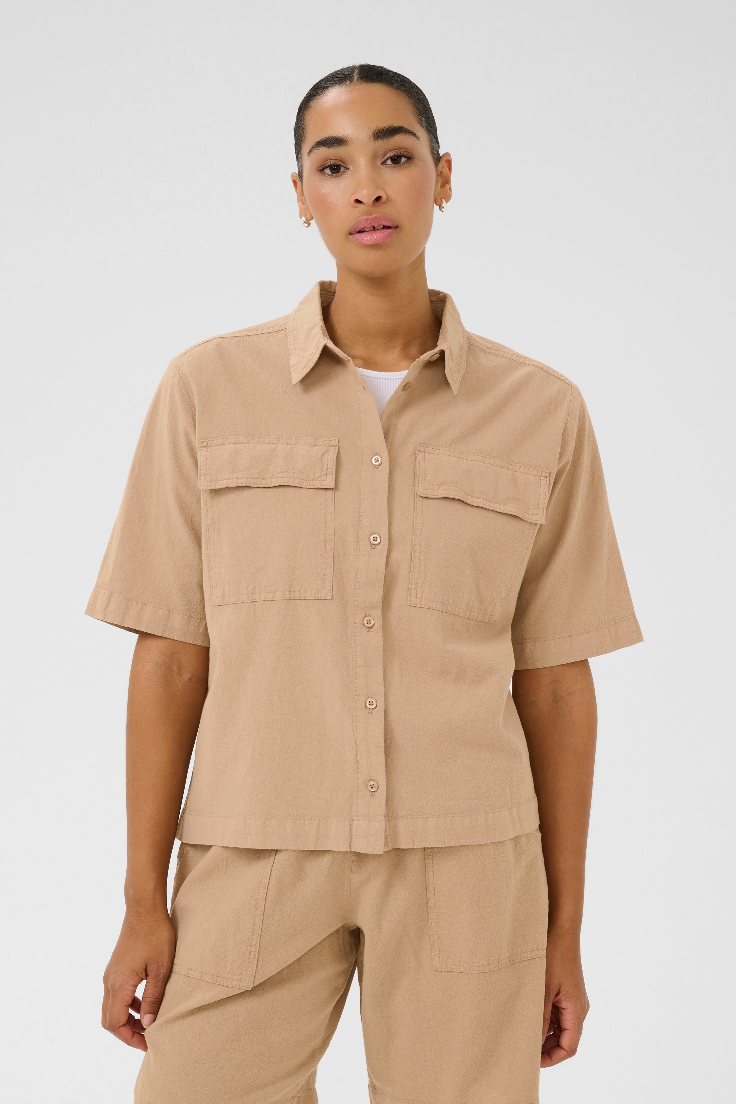 KAnaya Skjorte LOOKBOOK FRONT 10509503-101239
