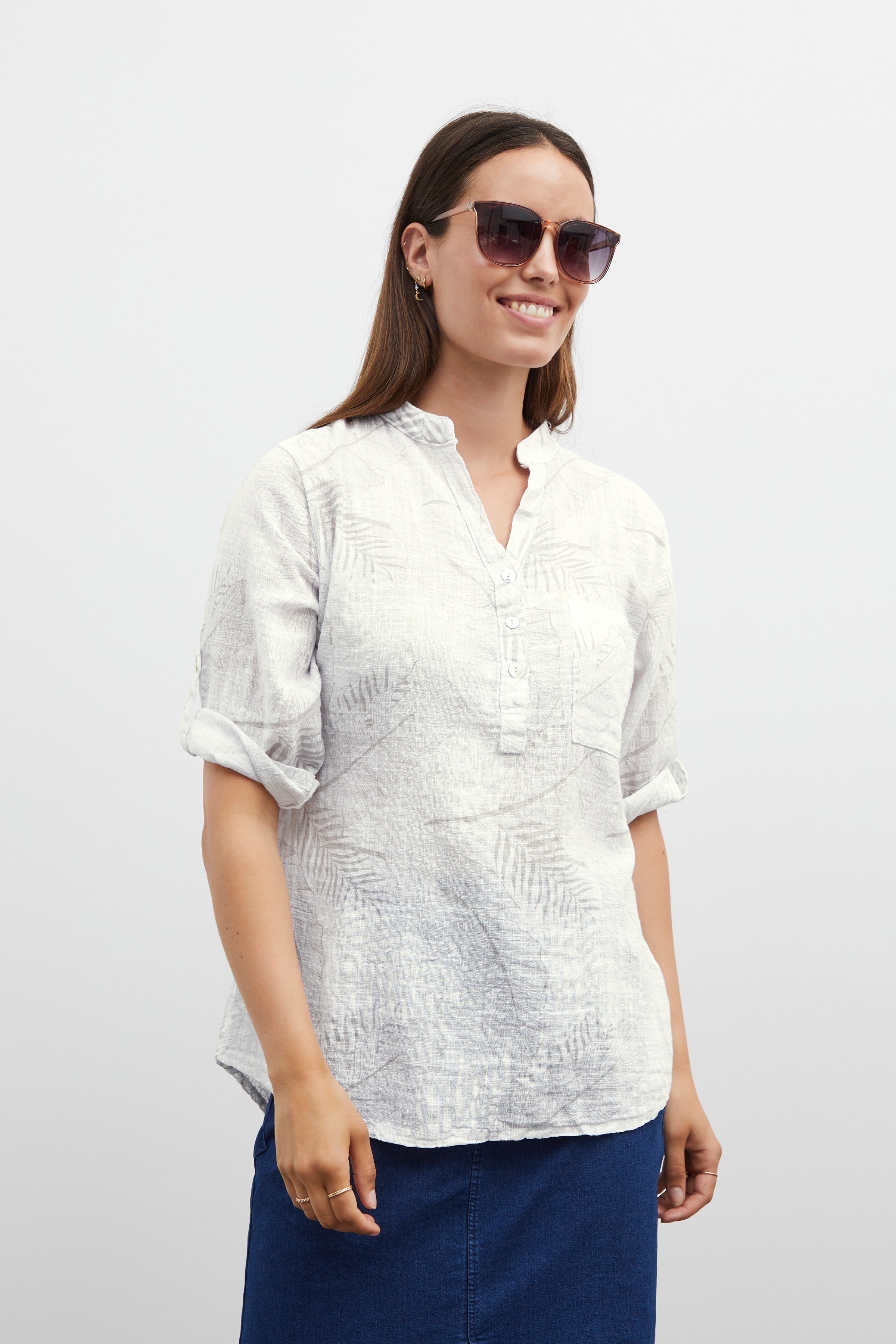 SBALEXA Bluse LOOKBOOK FRONT 22100240-110602