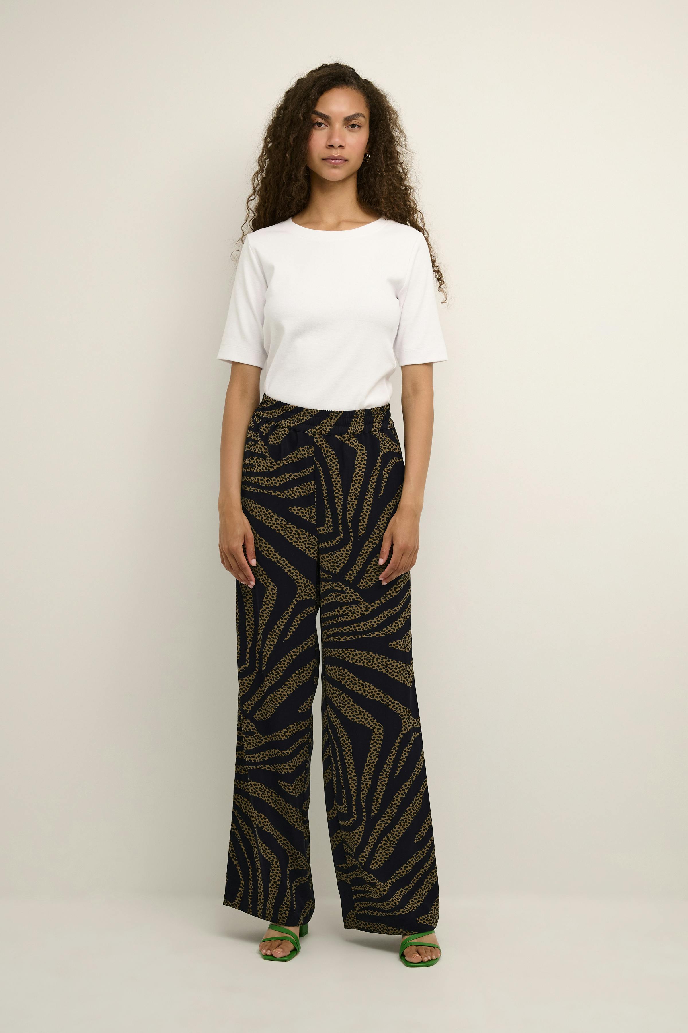 HiljaKB Trousers LOOKBOOK FRONT 10104284-103886