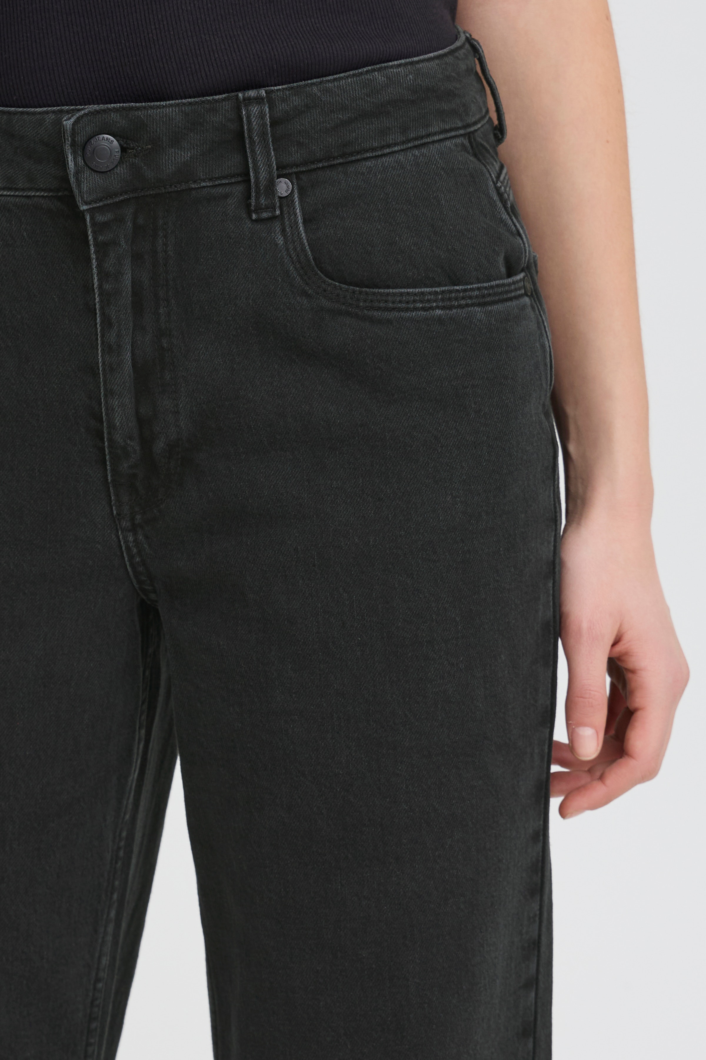 PZVEGA Jeans LOOKBOOK DETAIL 50207173-200004