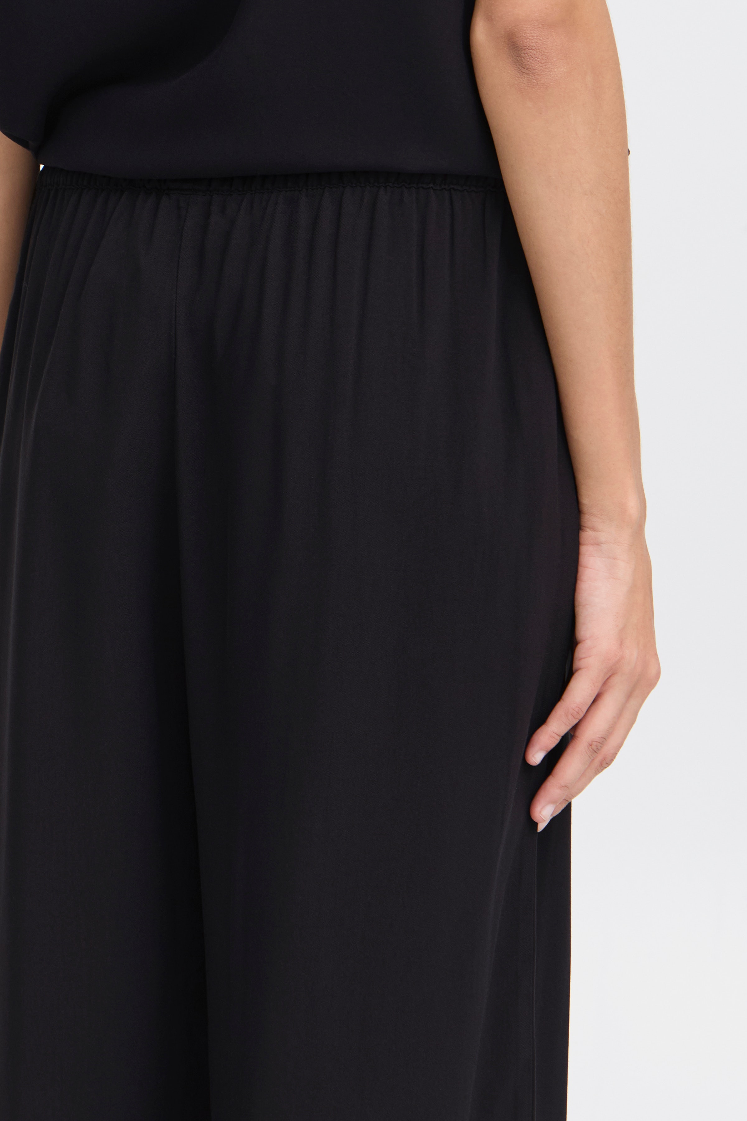 BYMMJOELLA Trousers LOOKBOOK DETAIL 20811296-200451