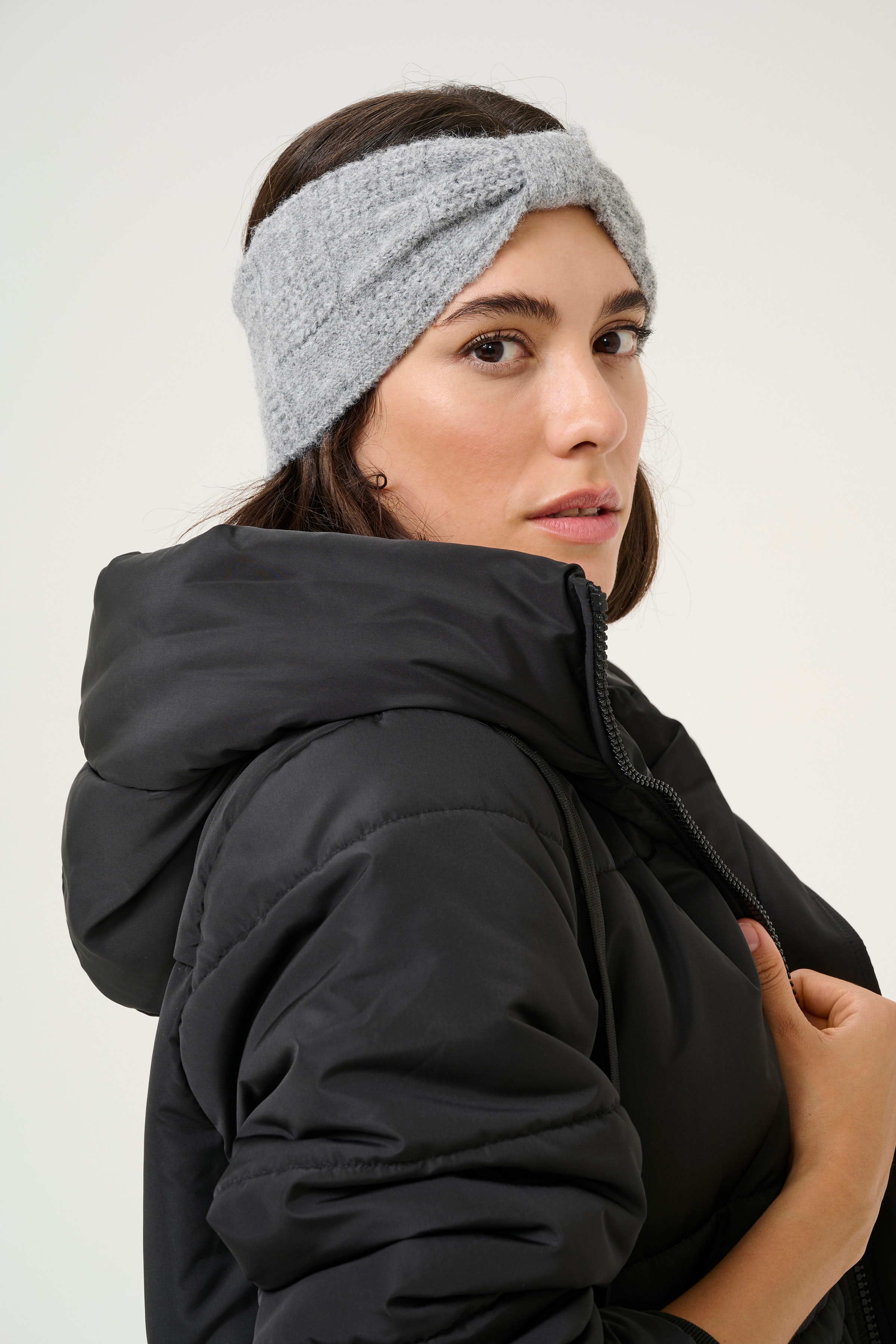 KAlouie Hårbøyle LOOKBOOK DETAIL 10509854-100123
