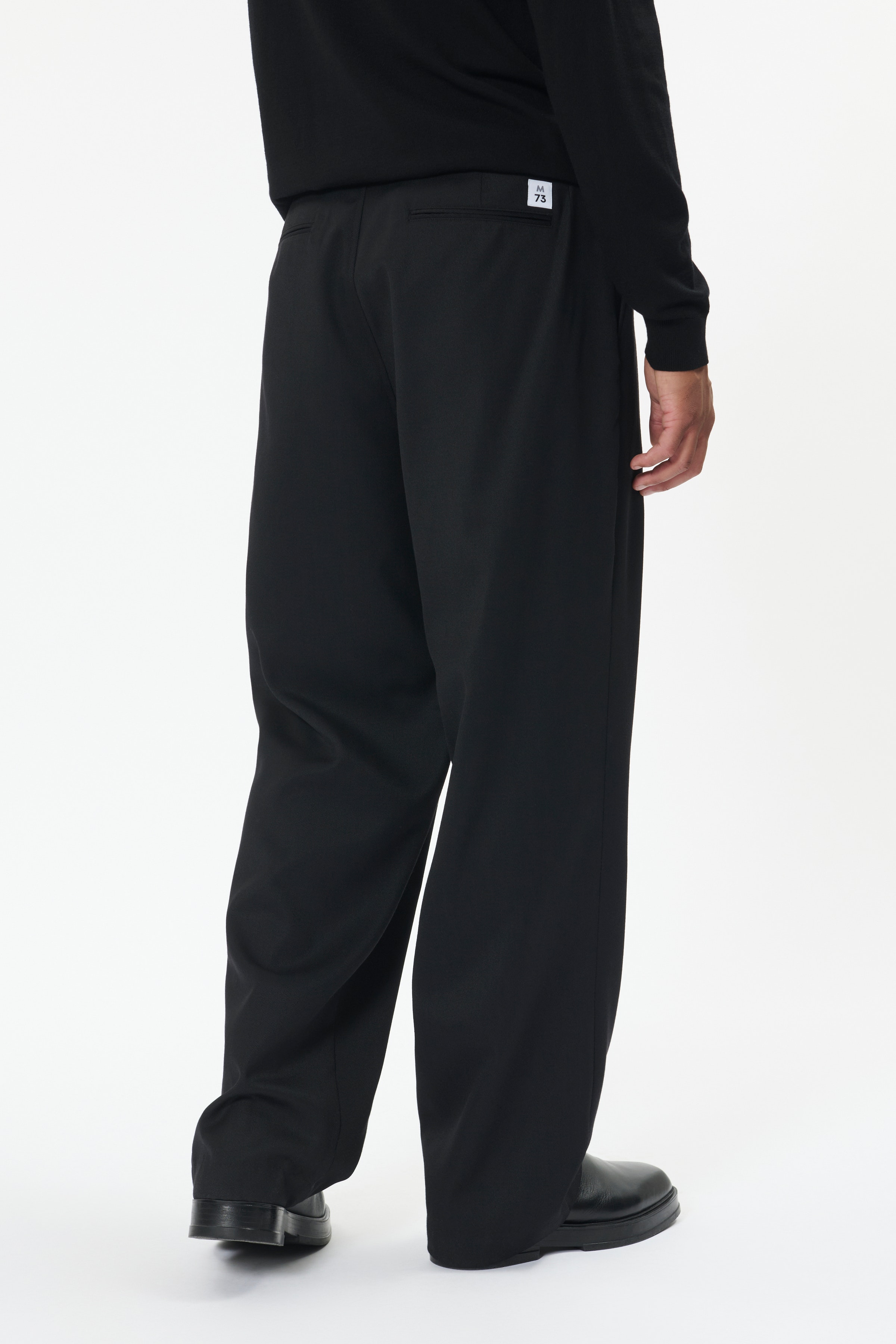MAchino Hose LOOKBOOK BACK 30208810-300275