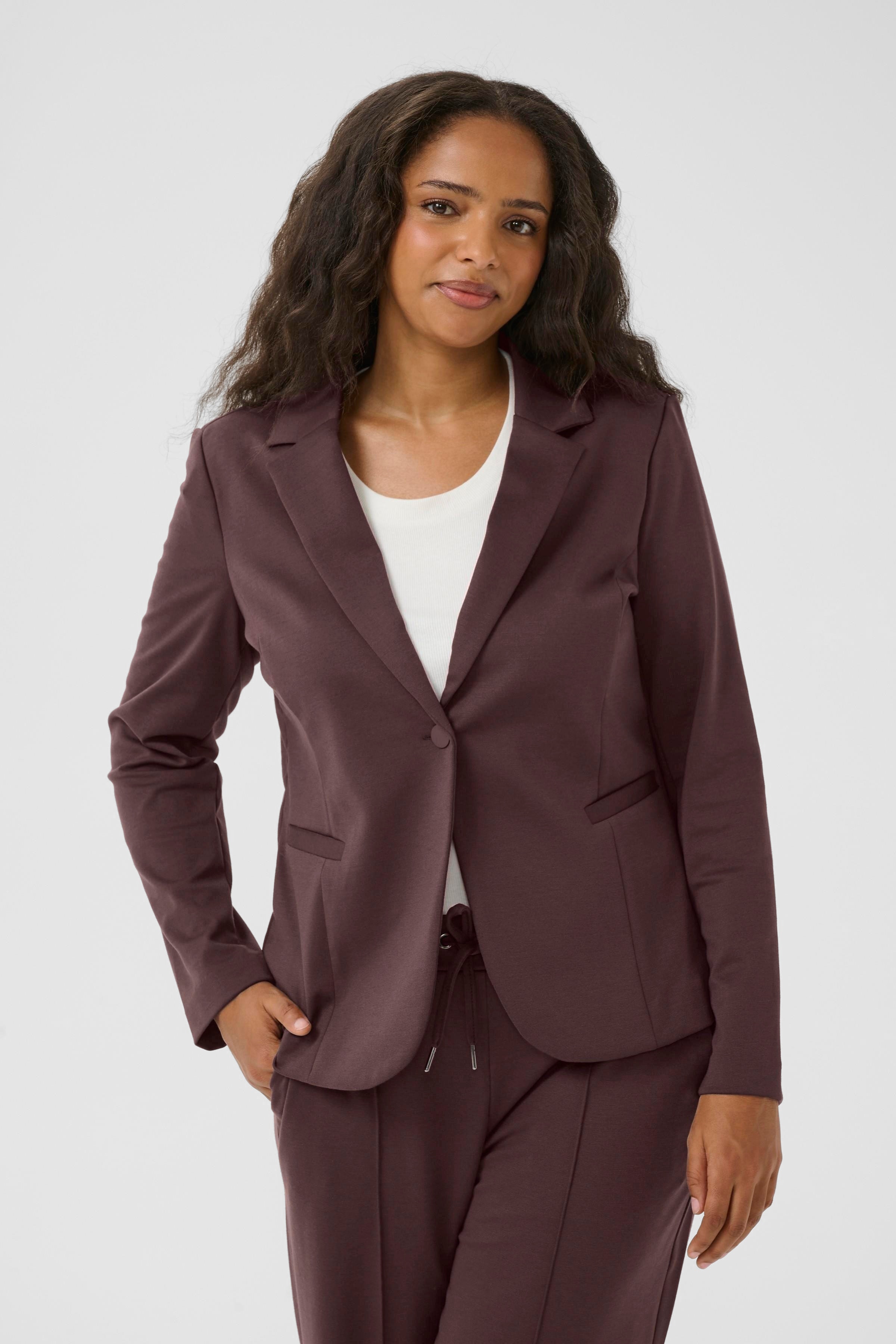 KCjenna Blazer LOOKBOOK FRONT 10582130-191619