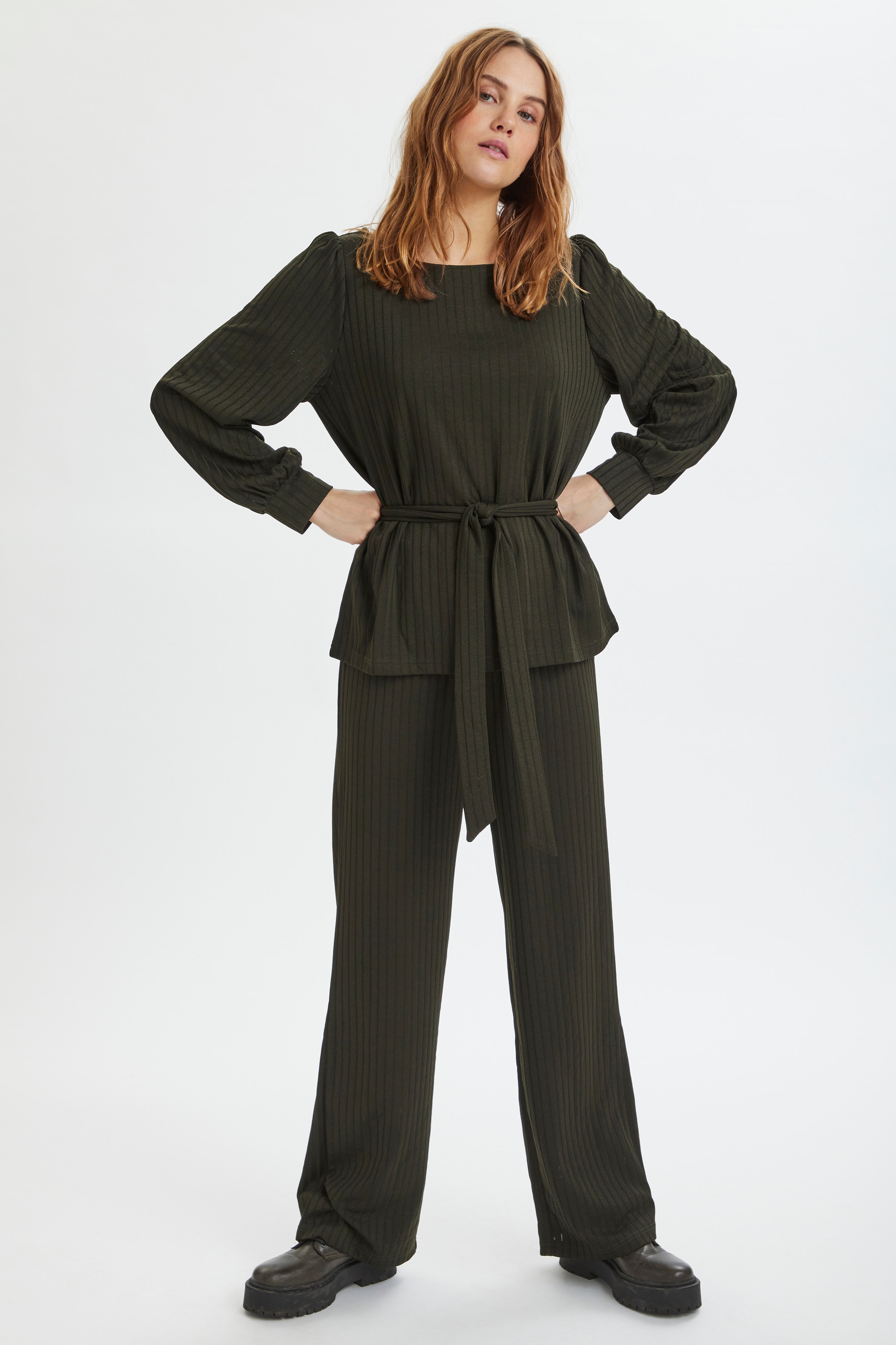 Långärmad blus LOOKBOOK FRONT 30511412-190509